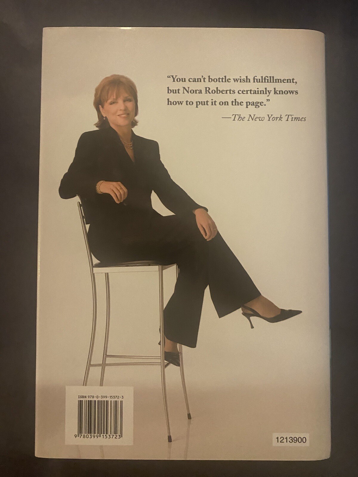Nora Roberts: Angels Fall – Hardcover, new, unread copy