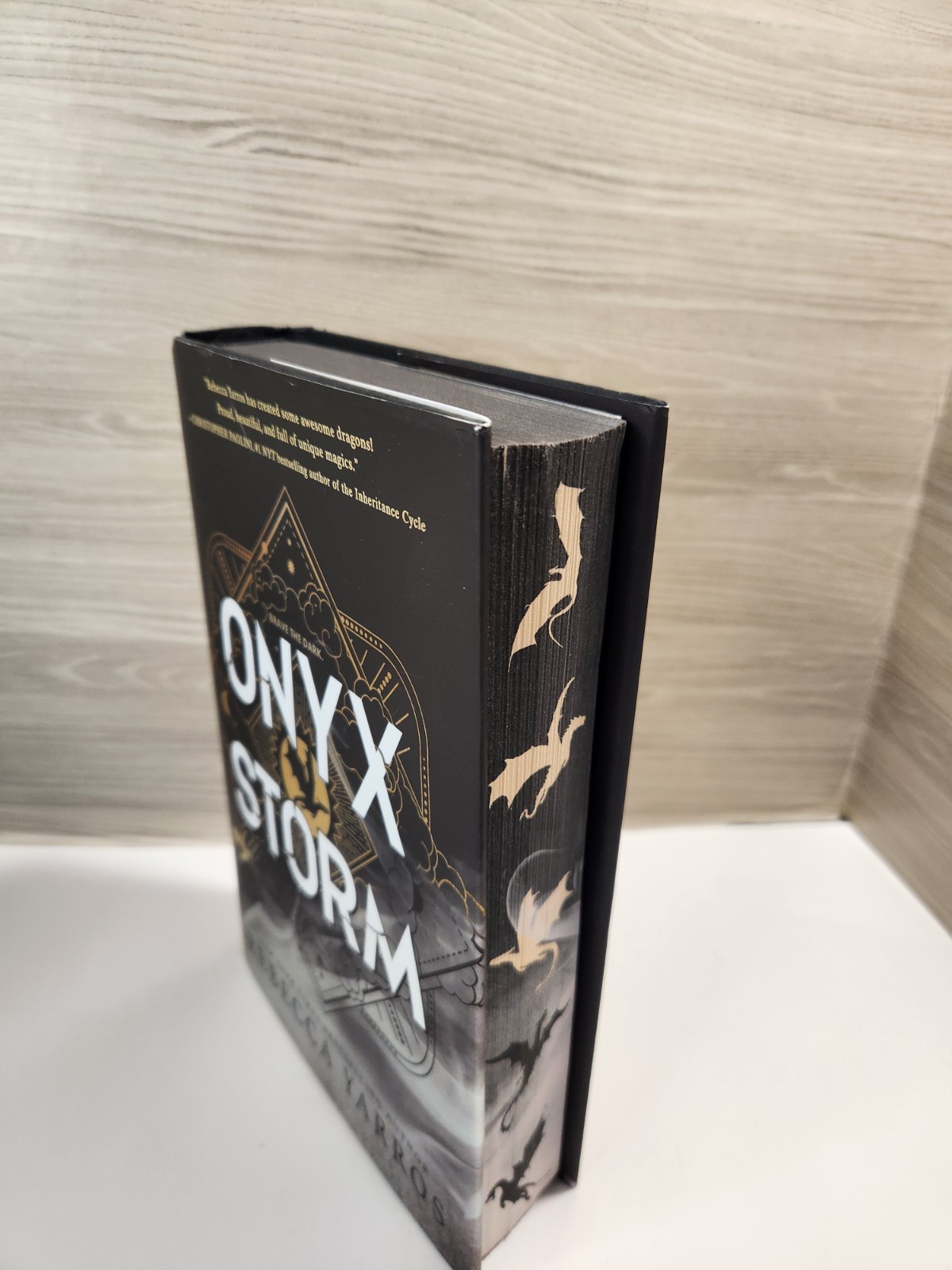 Rebecca Yarros Onyx Storm (The Empyrean Ser.) Deluxe Ed. HC Sprayed Edges