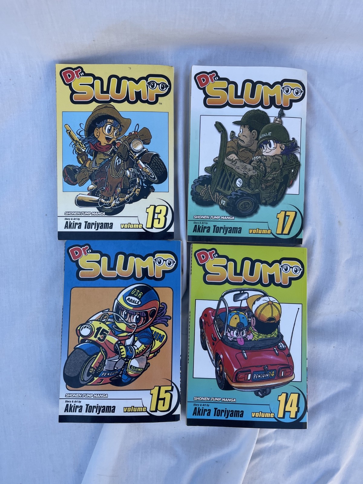 Lot of 4 „Dr Slump“ Akira Toriyama Manga Vol 13, 14, 15, 17 Excellent Condition