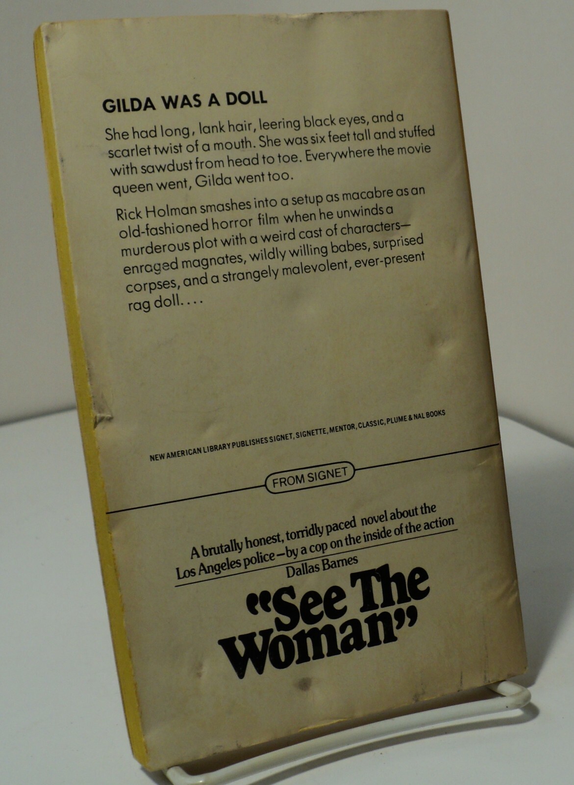 Murder Is a Package Deal by Carter Brown – Signet T5532 – Rick Holman – 1964