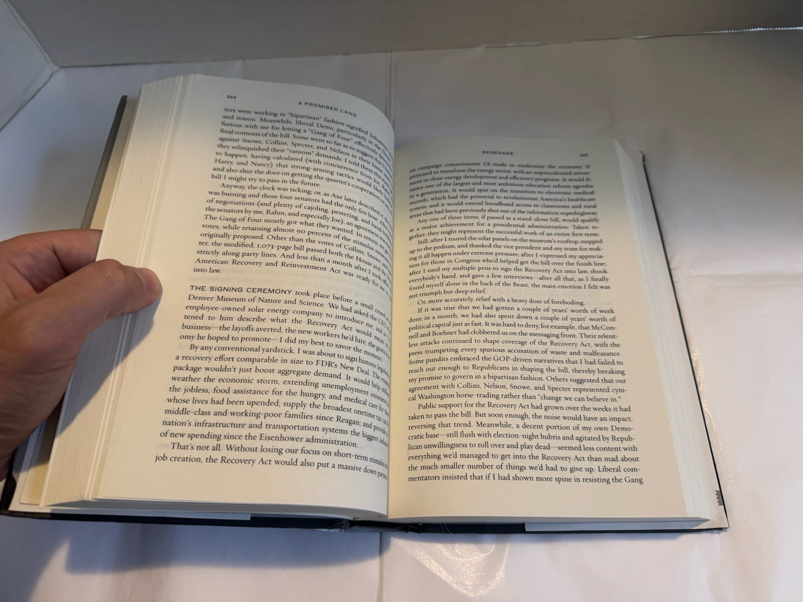 SIGNED/FIRST EDITION Barack Obama ‘A Promised Land‘ Hardcover HCDJ EXCELLENT
