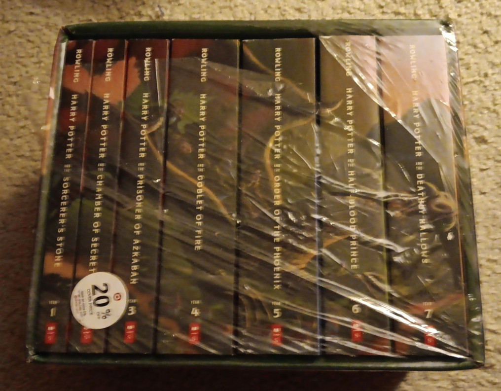 Harry Potter Paperback Boxset #1-7 by J. K. Rowling