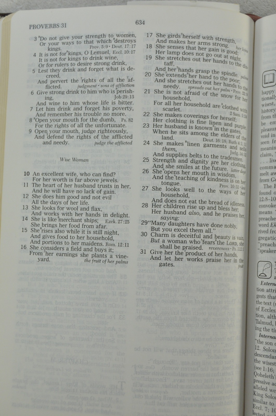 The Open Bible Expanded Edition NASB Brown Genuine Leather RL 1985 Nelson 976BR