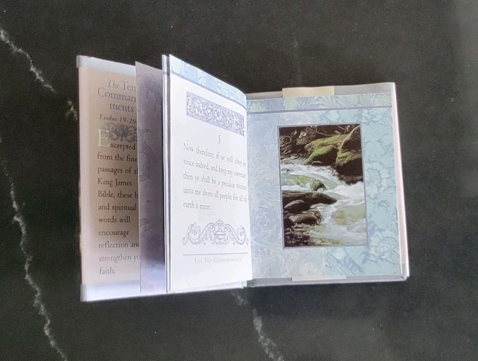 Two 3.5 In Miniature/Travel Books „The Journey Within“ &“The Ten Commandments“