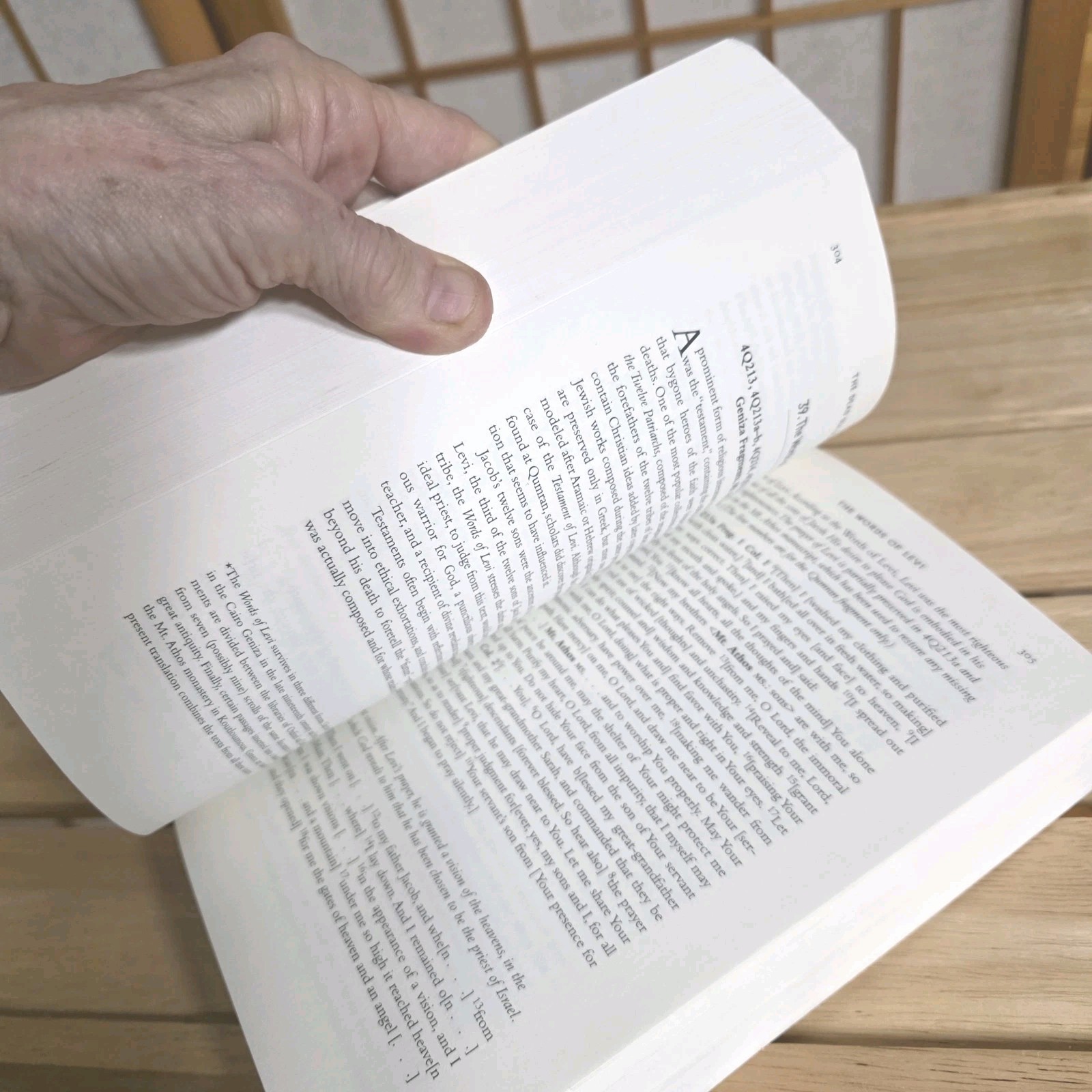 The Dead Sea Scrolls by Michael Wise, Martin Abegg A New Translation Faith Book