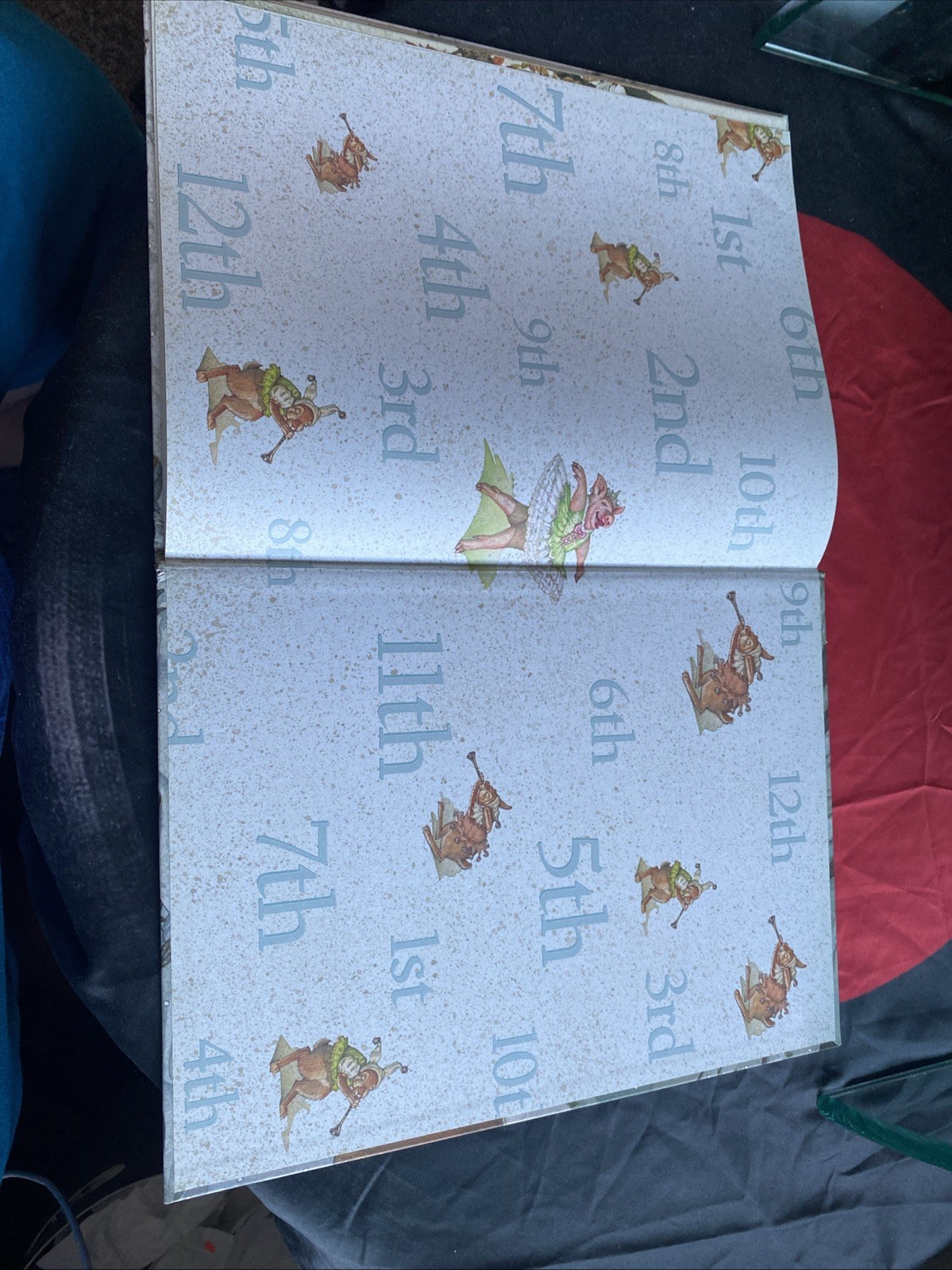 *KIDS* 🎅🏼 Twelve Days of Christmas by Don Daily (2007, Picture Book) $12.25!