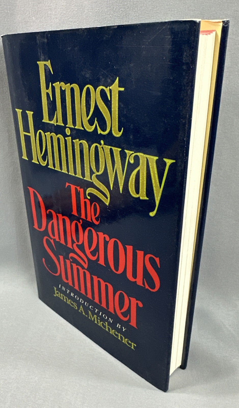 Lot of 5 Ernest Hemingway Related Mixed Titles Vintage Books HC/DJ