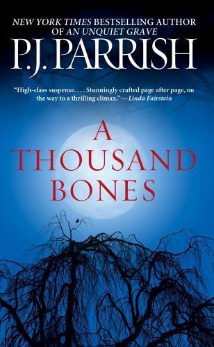 A Thousand Bones – 1416525874, P J Parrish, paperback