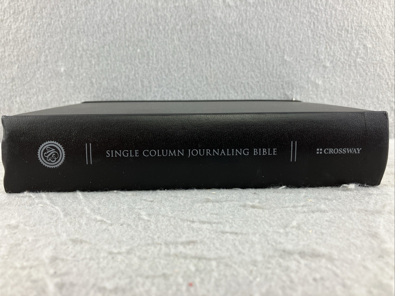 Single Column Journaling Bible (Black) English Standard Version ESV CLEAN PAGES