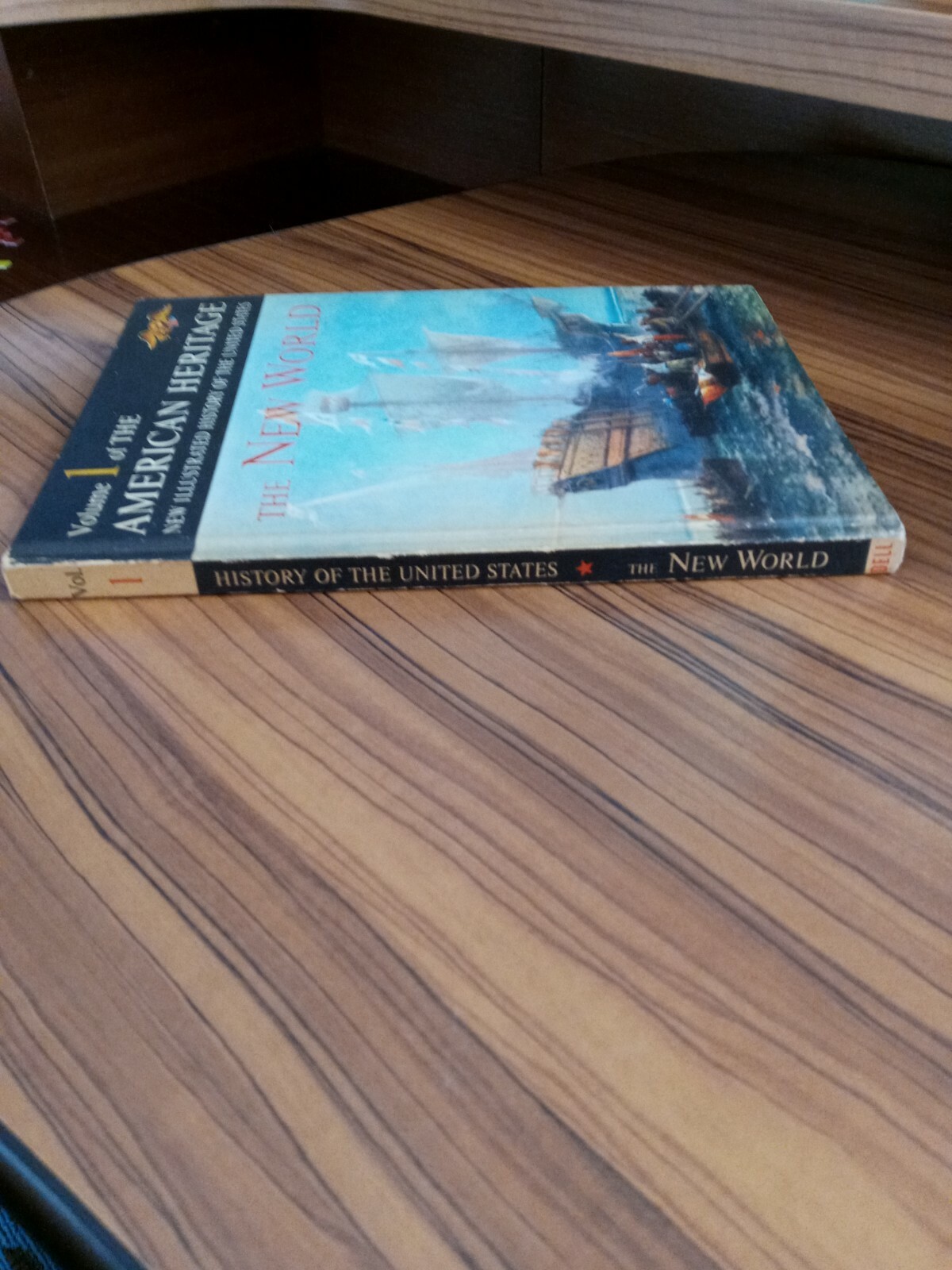 Volume 1 of the AMERICAN HERITAGE The New World 1963 Dell