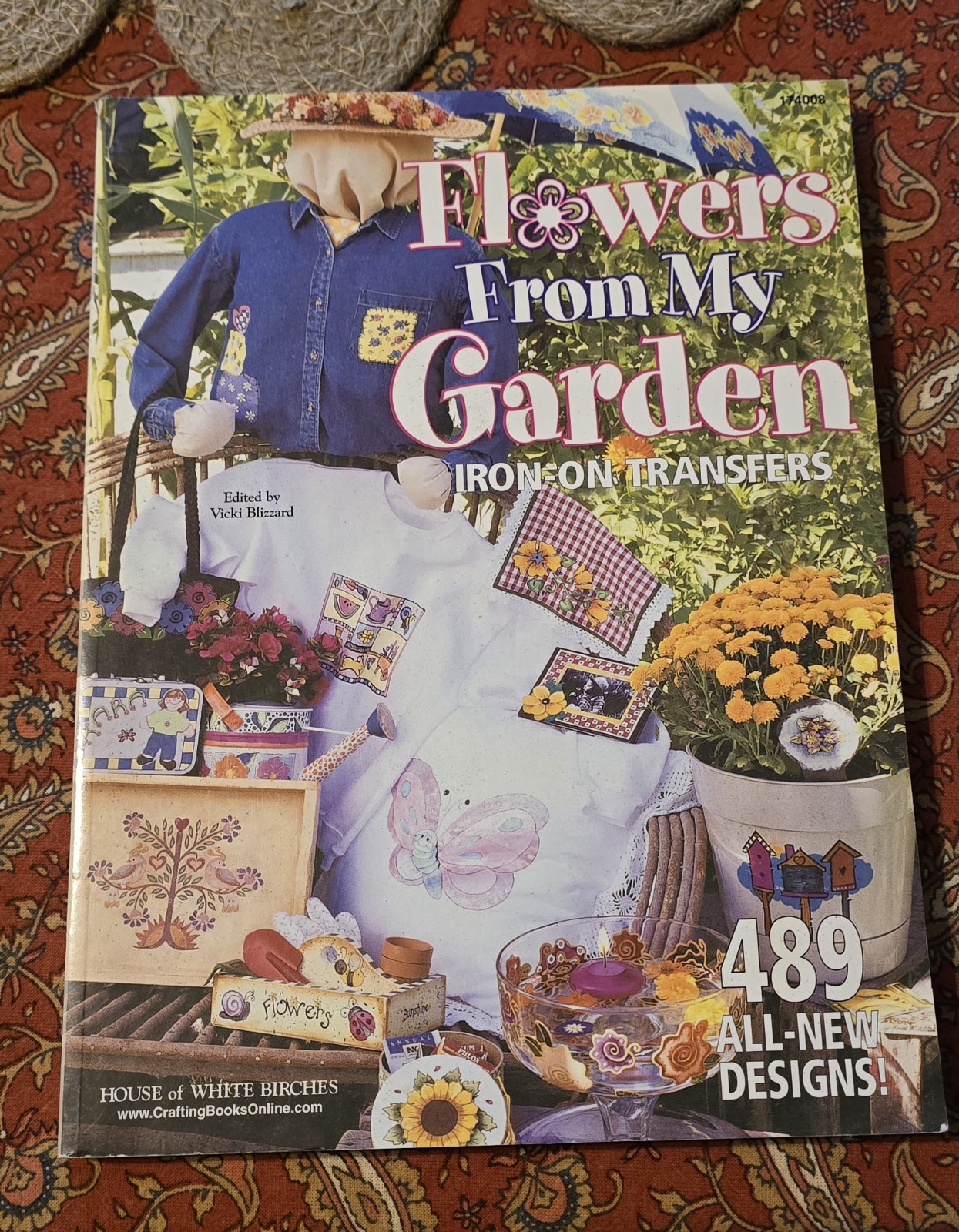 FLOWERS FROM MY GARDEN: IRON-ON TRANSFERS By Vicki Blizzard – Hardcover *VG+*
