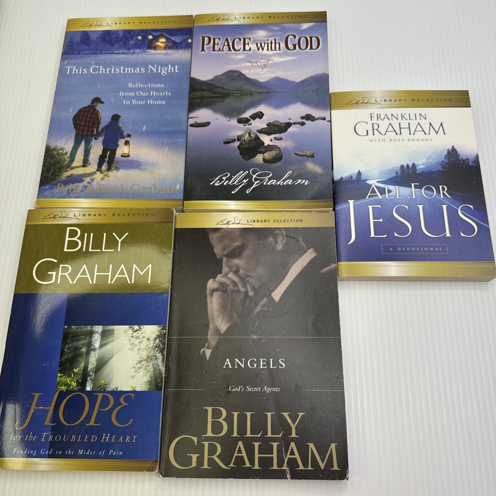 Billy Graham Library Lot of 27 PBs Billy Graham Erwin Lutzer MacArthur Tony Evan