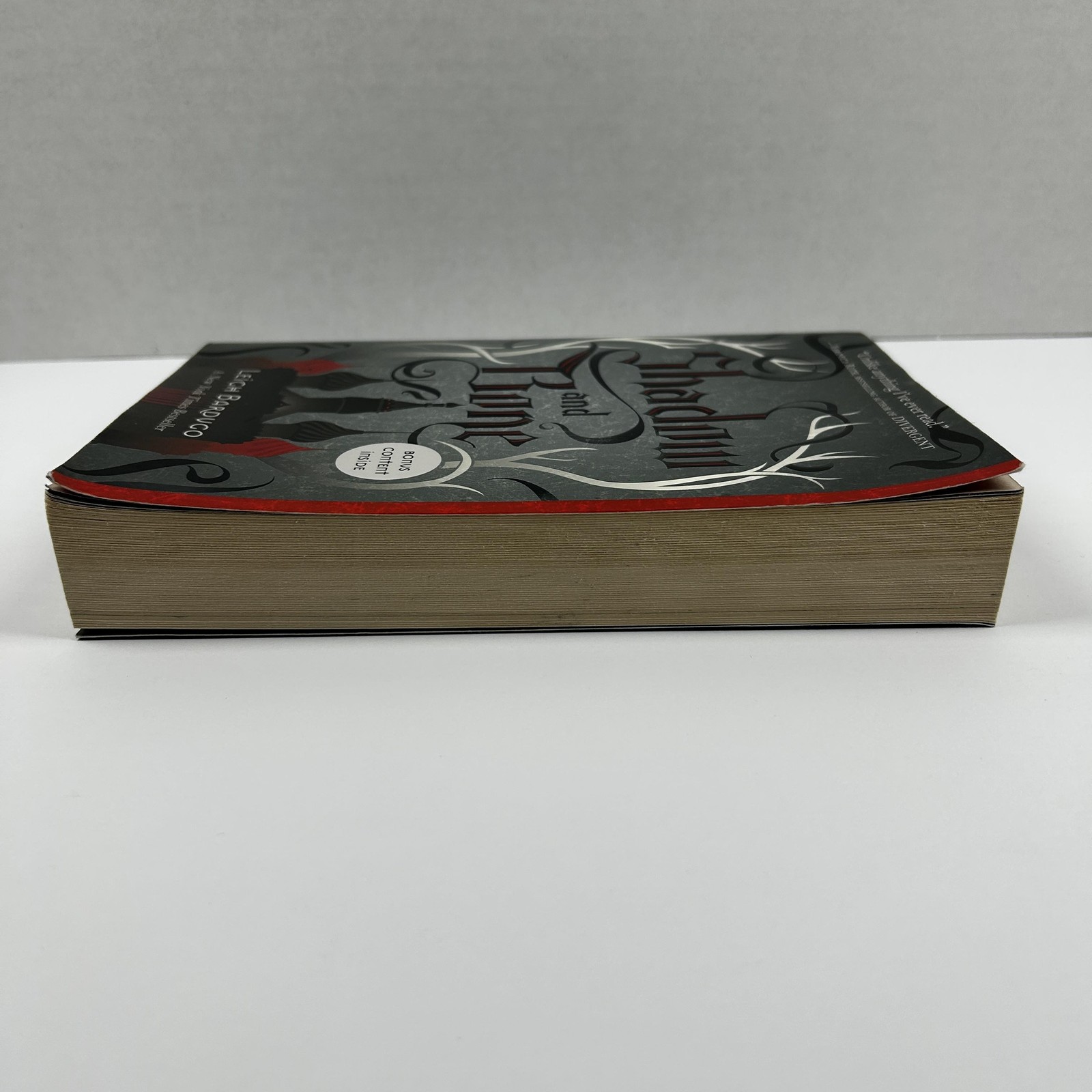 Shadow And Bone Leigh Bardugo YA Fantasy Square Fish Paperback Special Ed Book