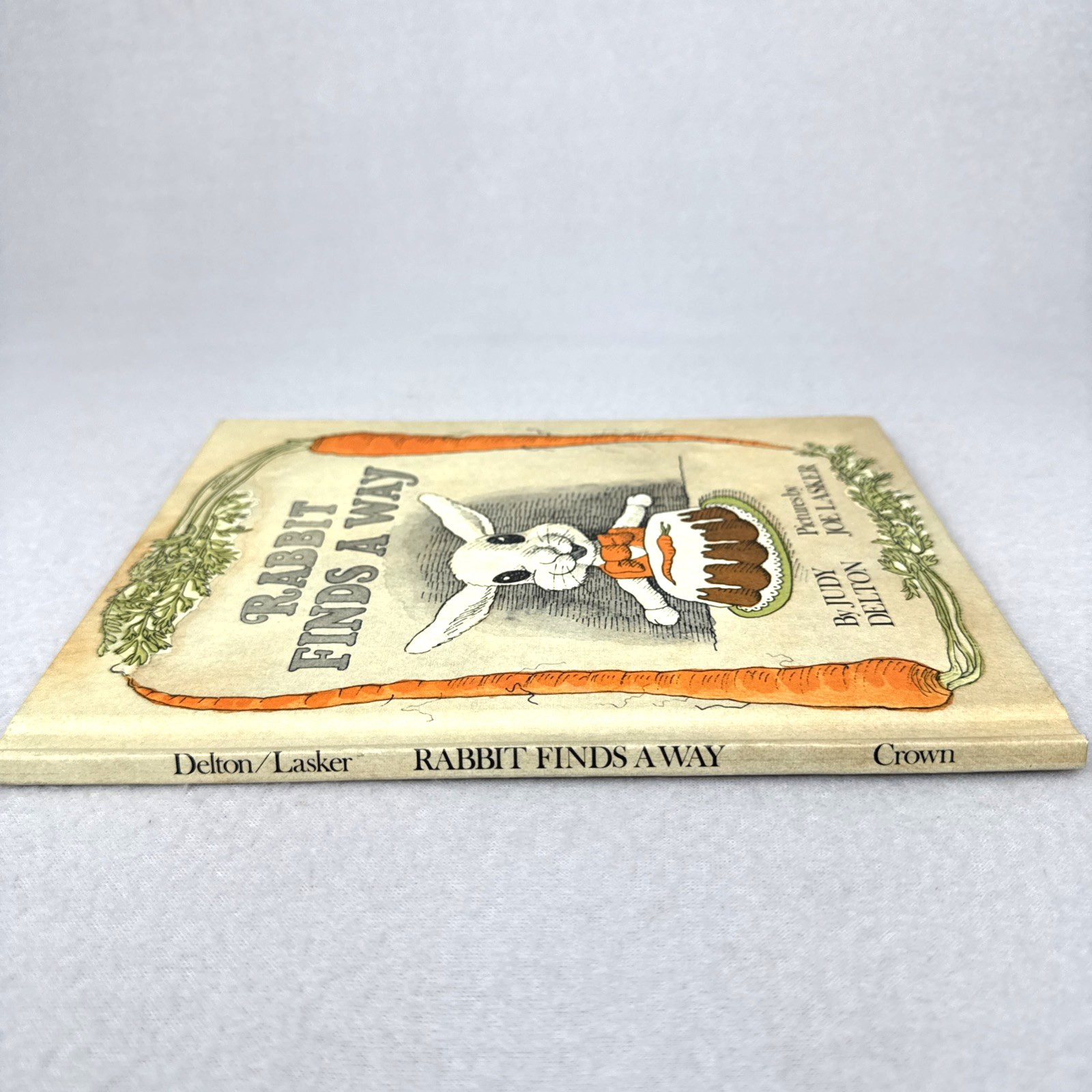 Rabbit Finds a Way by Judy Delton 1975 Vintage Hardcover Book BCE