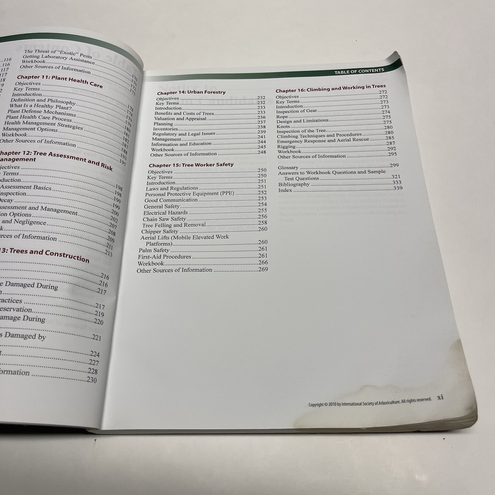 ISA Arborists‘ Certification Study Guide Sharon Lilly Paperback – *READ Desc*