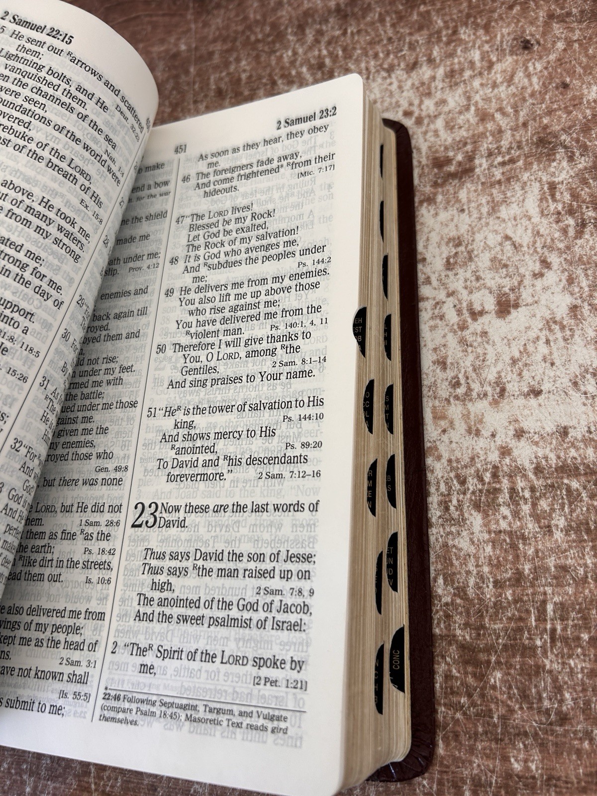 HOLY BIBLE NKJV Giant Print Nelson 1992 Red Letter Ed. Burgundy Bonded Leather