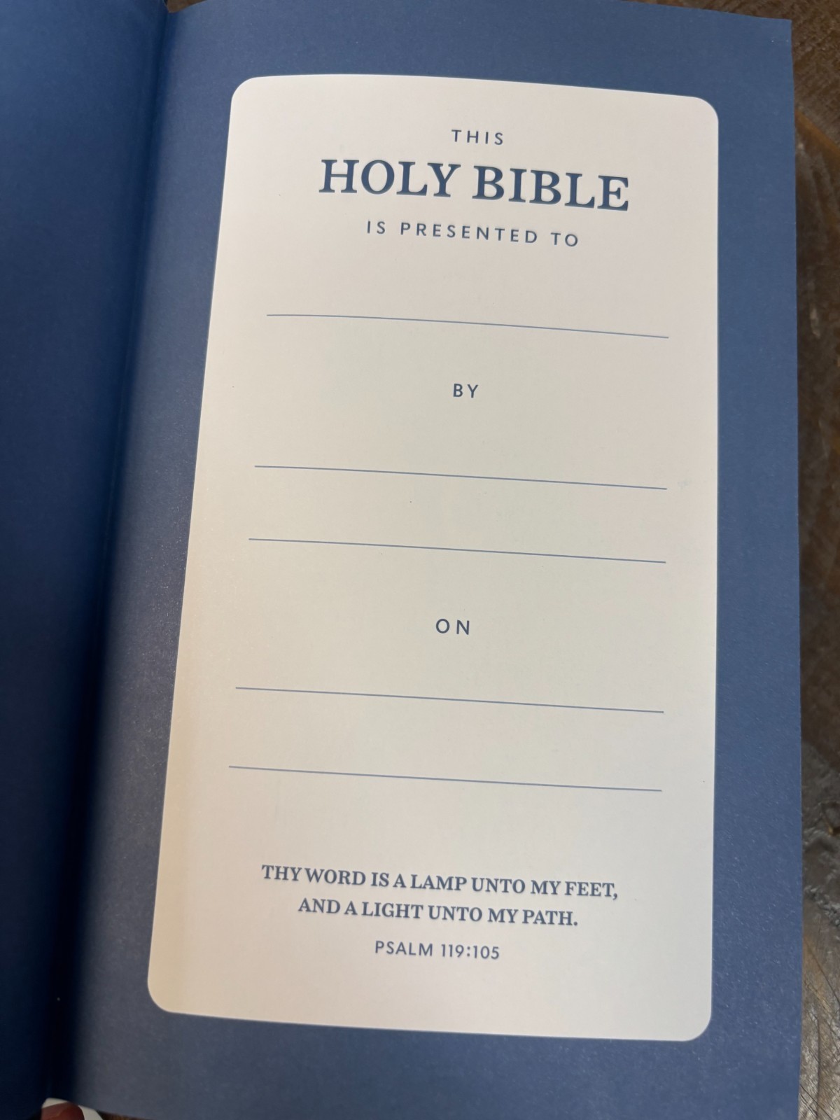 Holy Bible KJV Red letter Edition Giant Print Nelson Blue Leatherette
