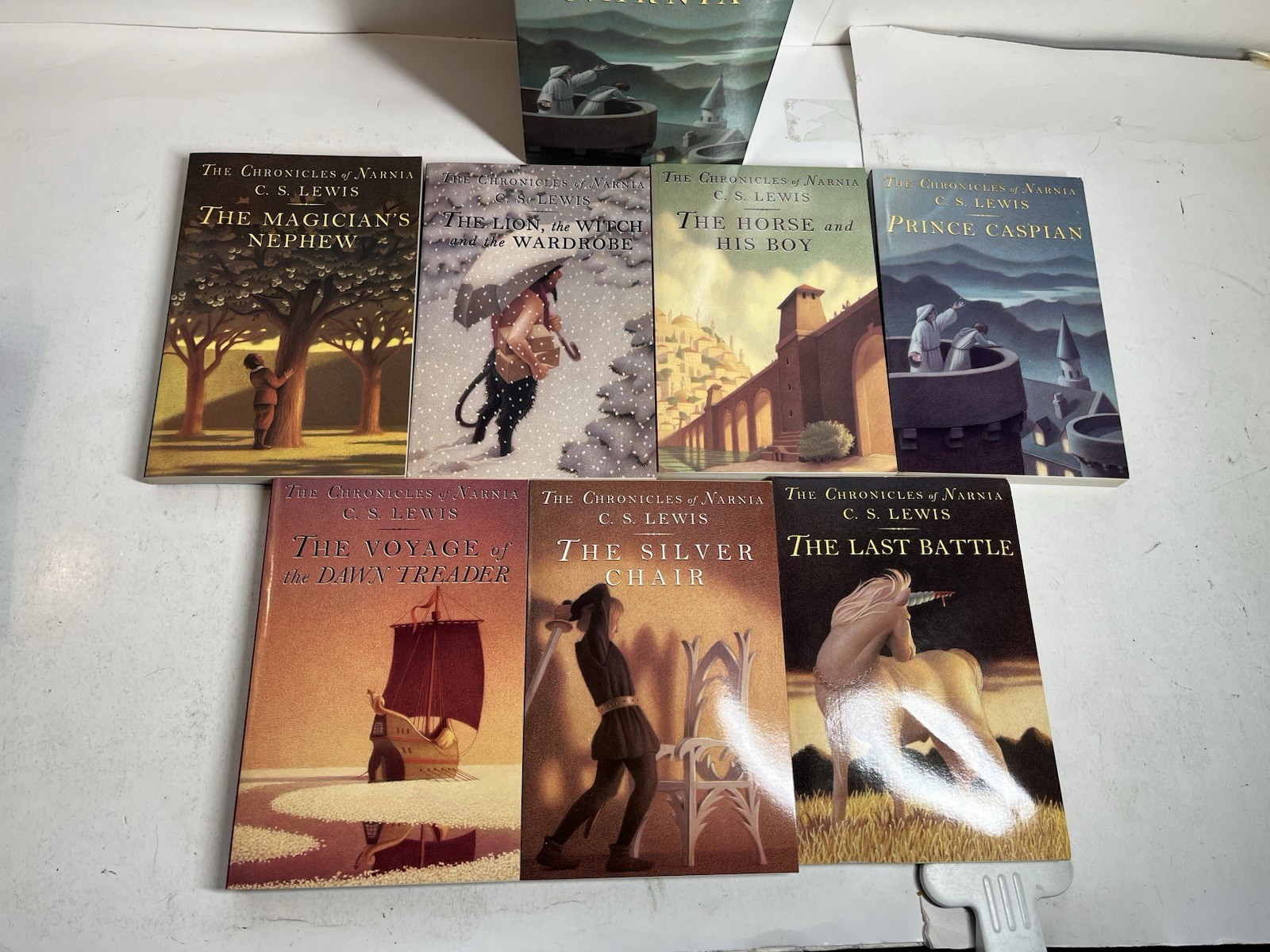 The Chronicles of Narnia – C.S. Lewis – 7 Book Paperback Set, 1994 Complete