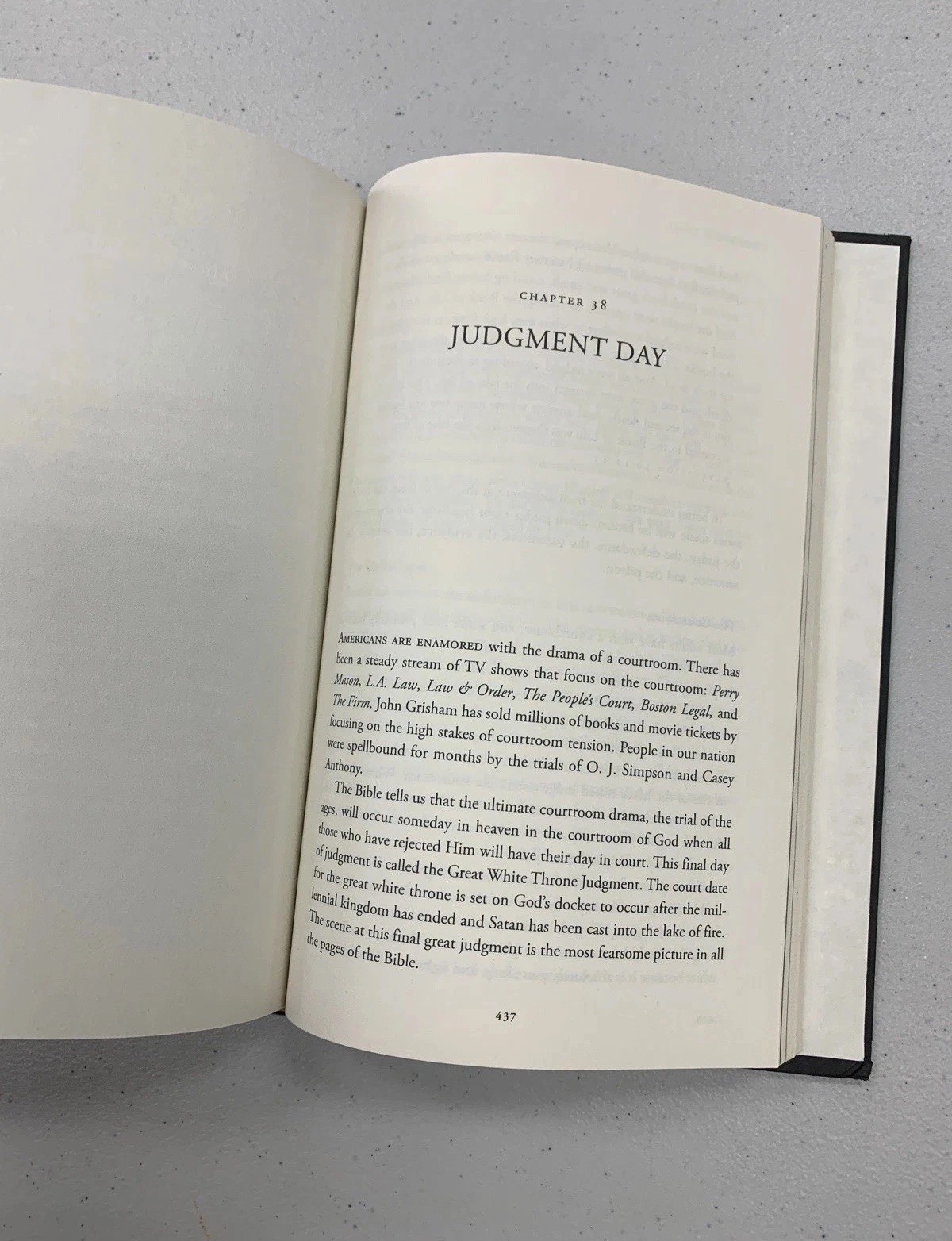 The End: A Complete Overview of Bible Prophecy & the End of Days – Hitchcock, M