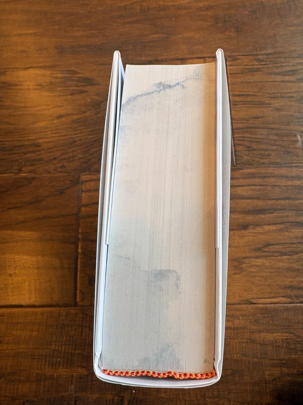 THE BROKEN BINDING special edition- SHOGUN with sprayed edges