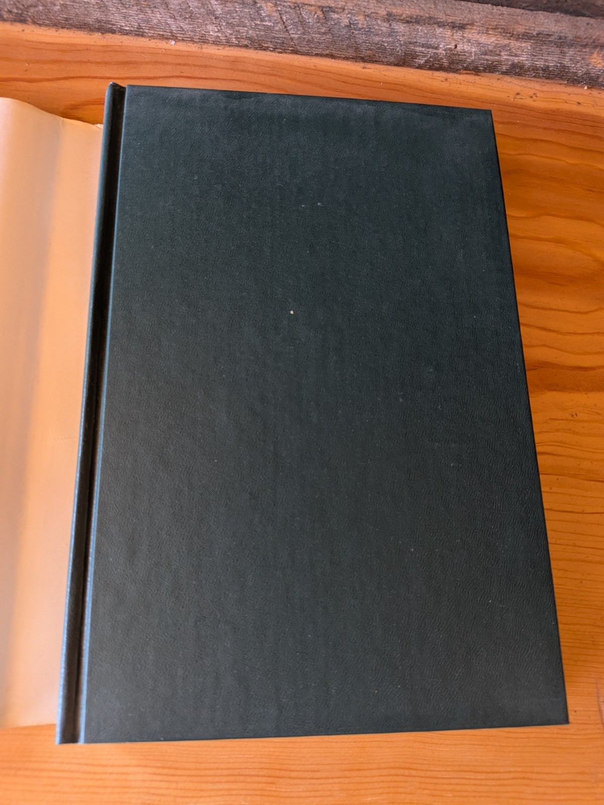 Helen Van Pelt Wilson’s Own Garden and Landscape Book 1973 HC DJ First Printing