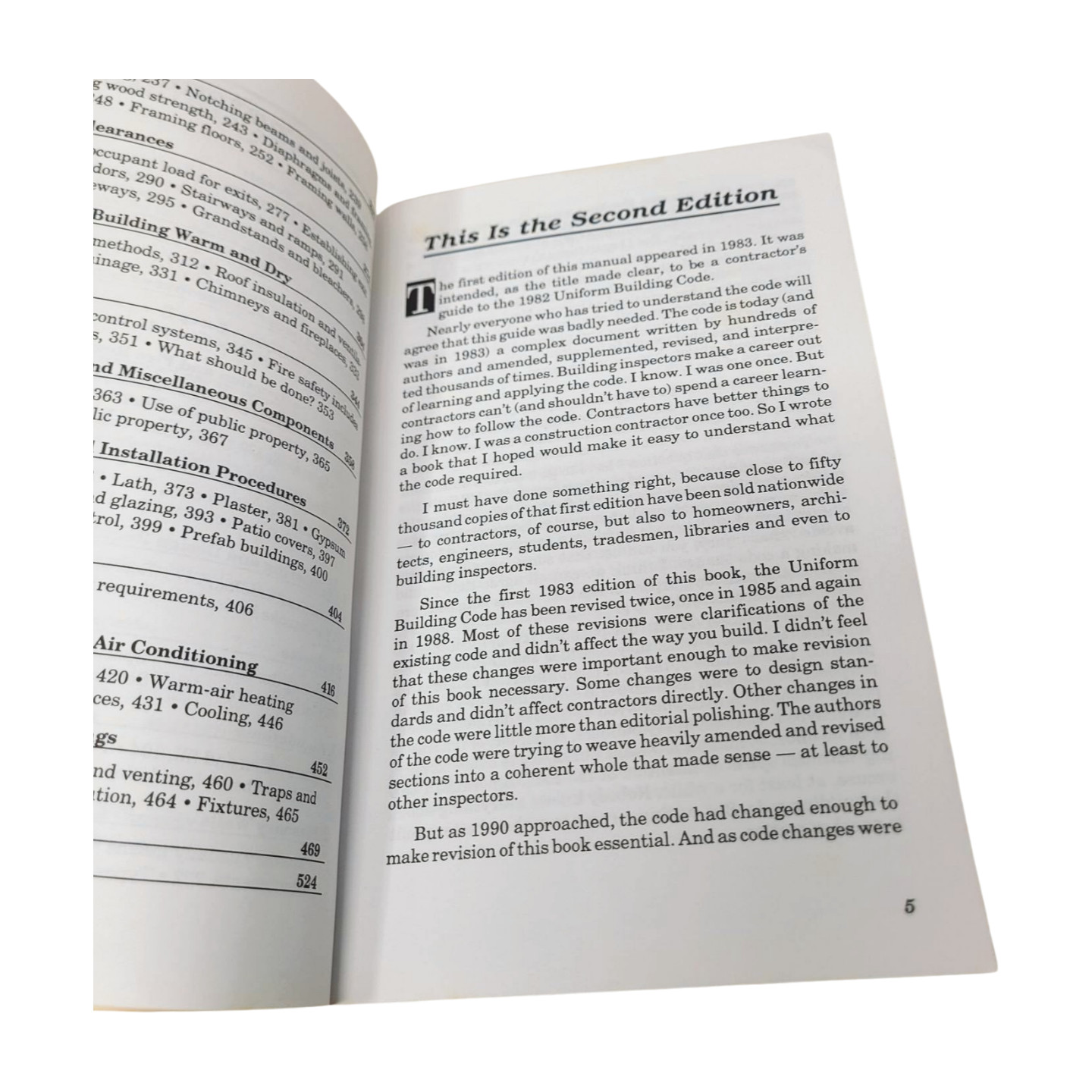 Contractors‘ Guide to the Building Code REVISED Paperback Jack M. Hageman