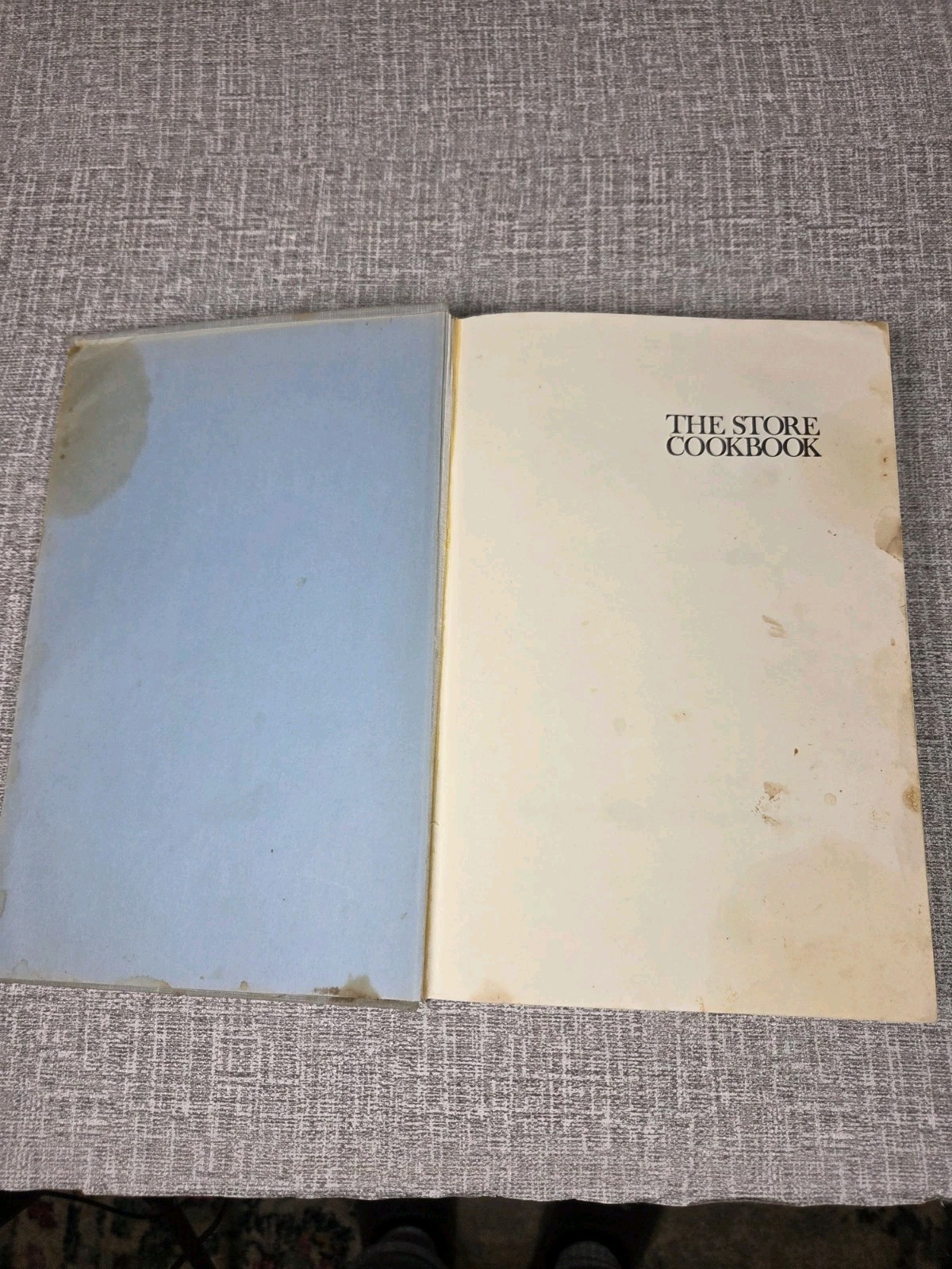 Store Cookbook : Recipes and Recollection „The Store in Amagansett“ Vintage 1974
