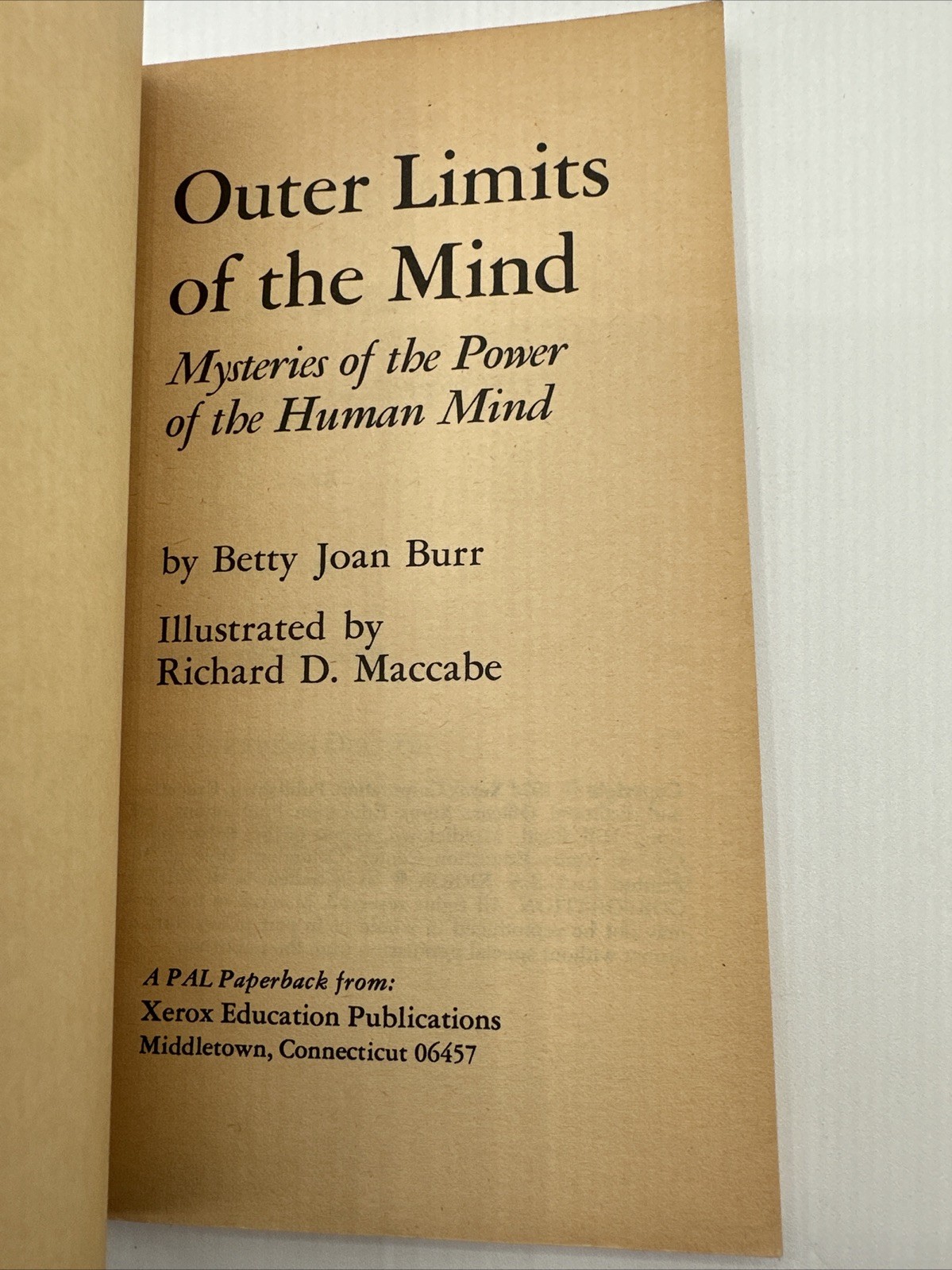 Outer Limits Of The Mind Joan Burr PB 1974 Mysteries Human Power 96 Pages Mass M