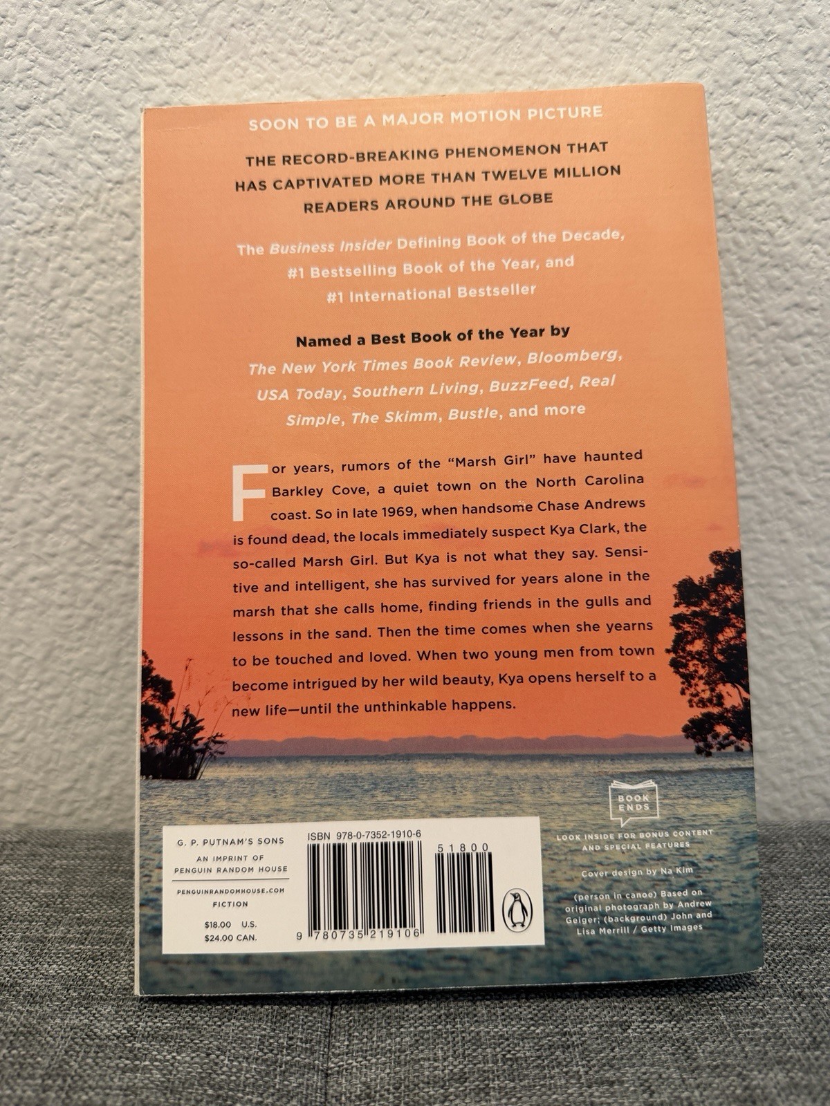 Where the Crawdads Sing – Paperback By Owens, Delia – GOOD