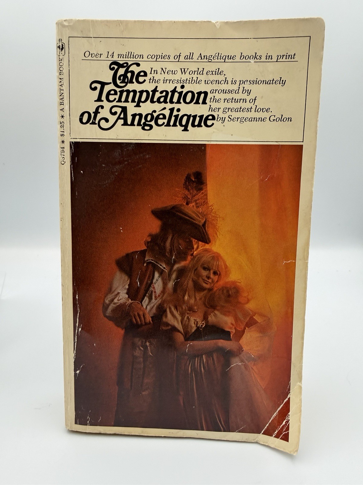 Vintage ANGELIQUE By Sergeanne Golon, The King, Temptation, 2 Paperbacks 1971