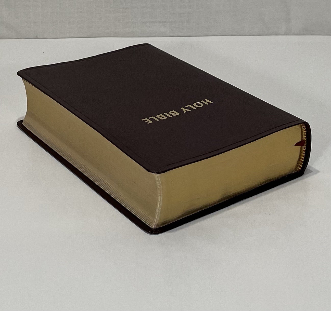 1977 Edition Holy Bible New American Standard Bonded Leather Giant Print AMG