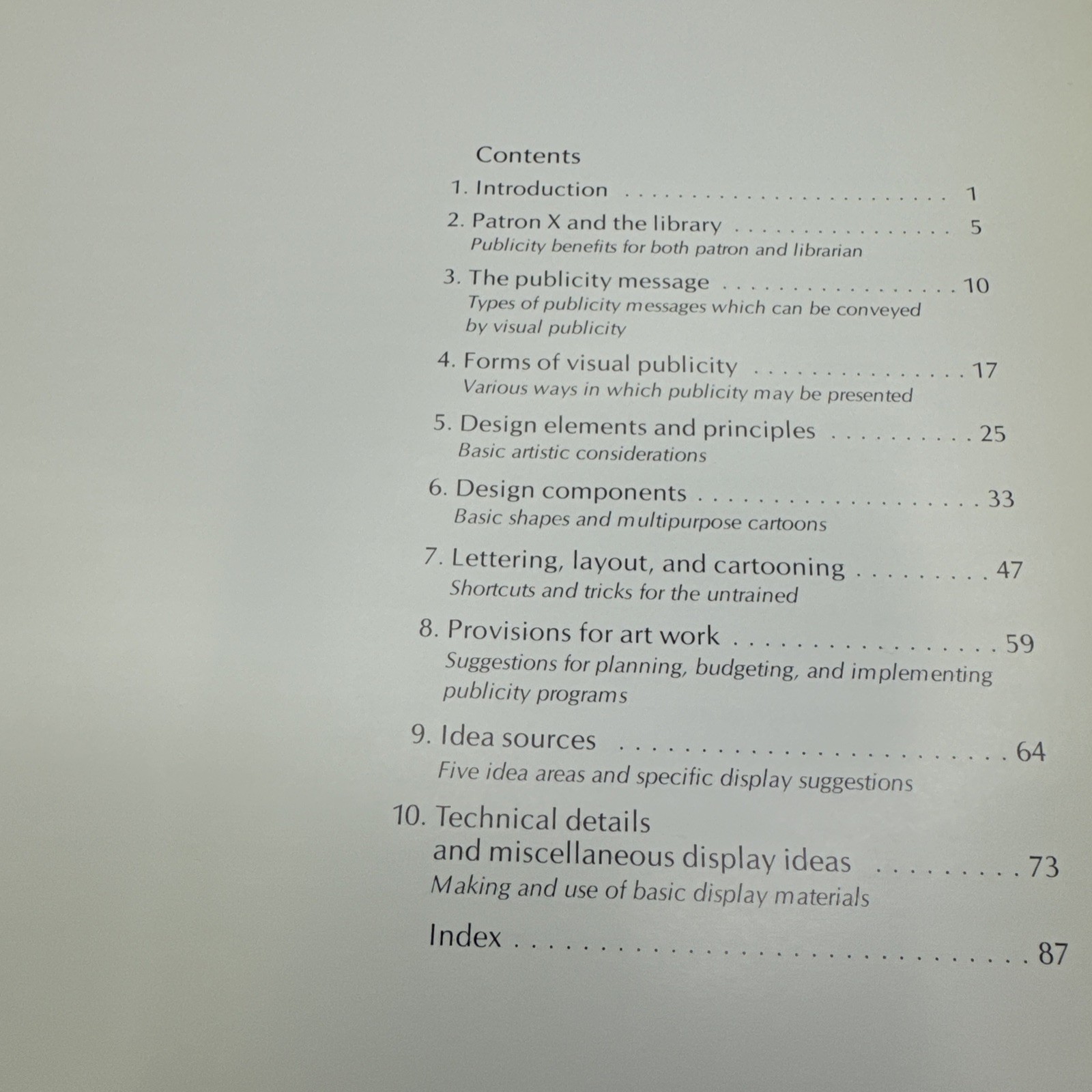 Library Displays Their Purpose Construction and Use Mona Garvey 1969 ExLib HC