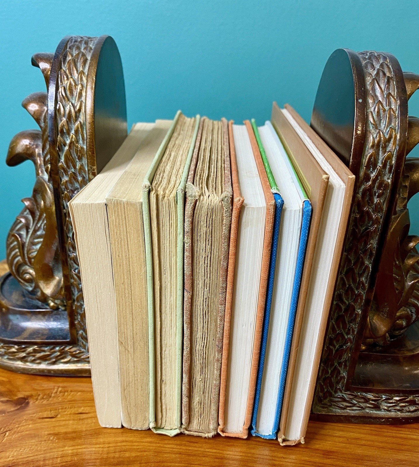 Lot of 7 VTG Winnie the Pooh books 1935