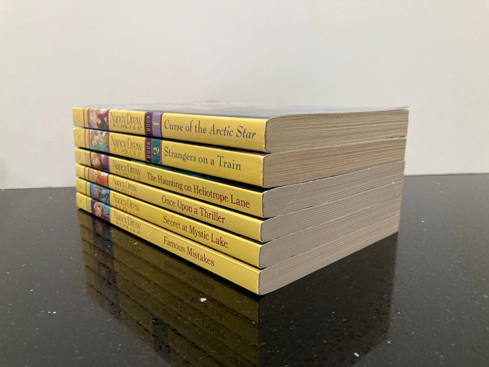 Nancy Drew Diaries Lot of 6 Books