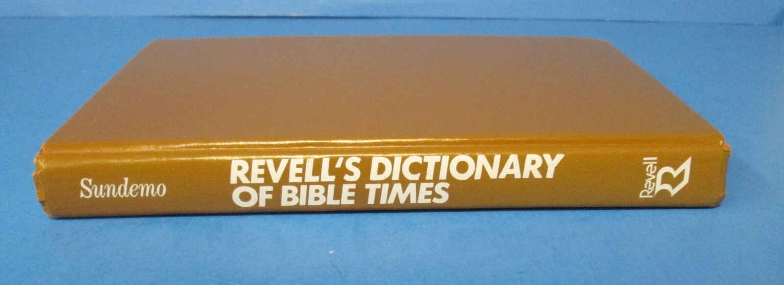 Revell’s Dictionary of Bible Times by Leif Stegeland 1979 HB translation rj