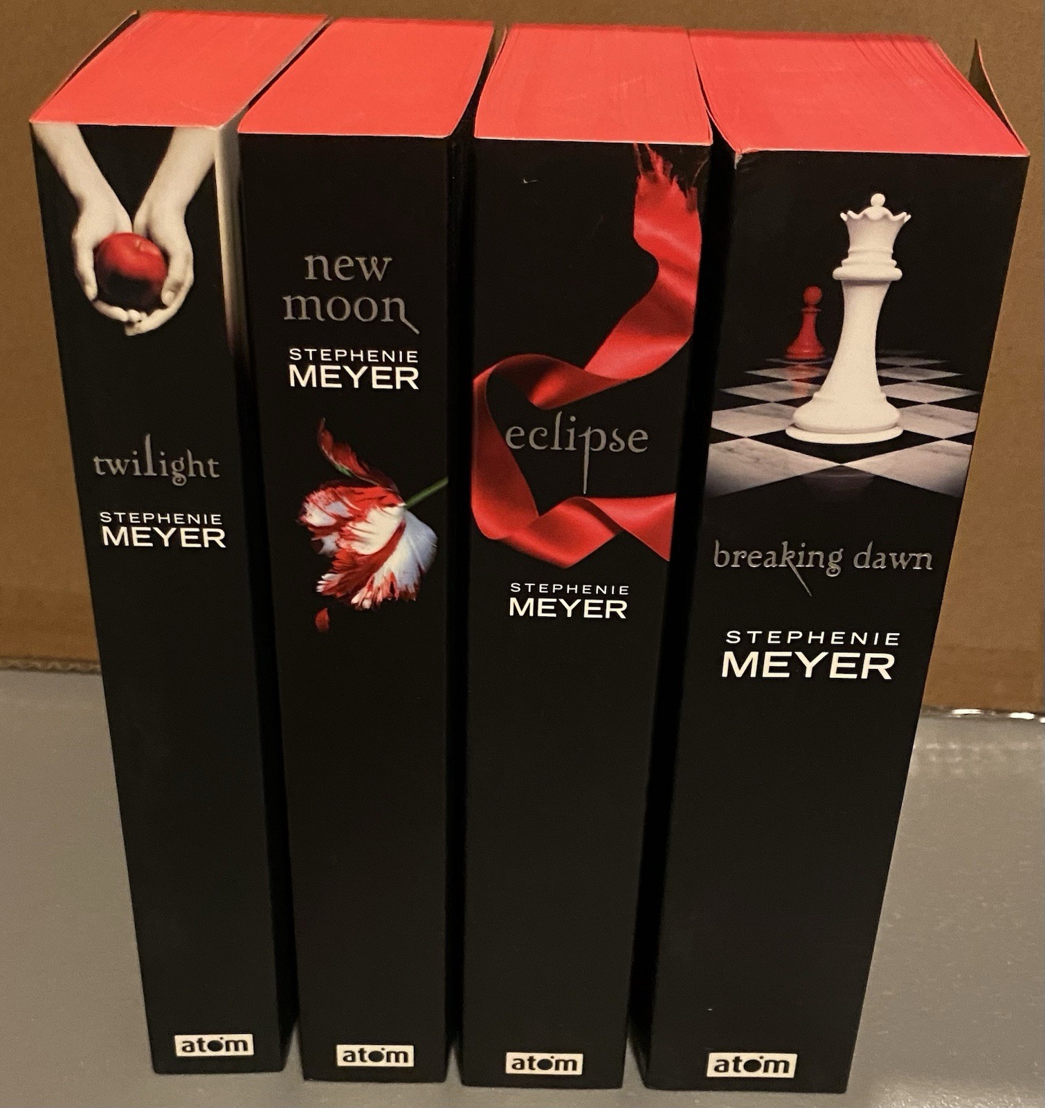 NEW RARE UK RED PAGES Twilight Saga Set Stephenie Meyer Collector’s Ed Paperback