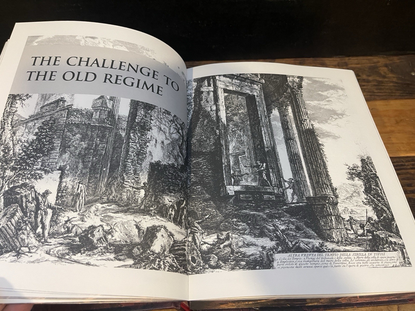 The Decline and Fall Of The Roman Empire By Edward Gibbon