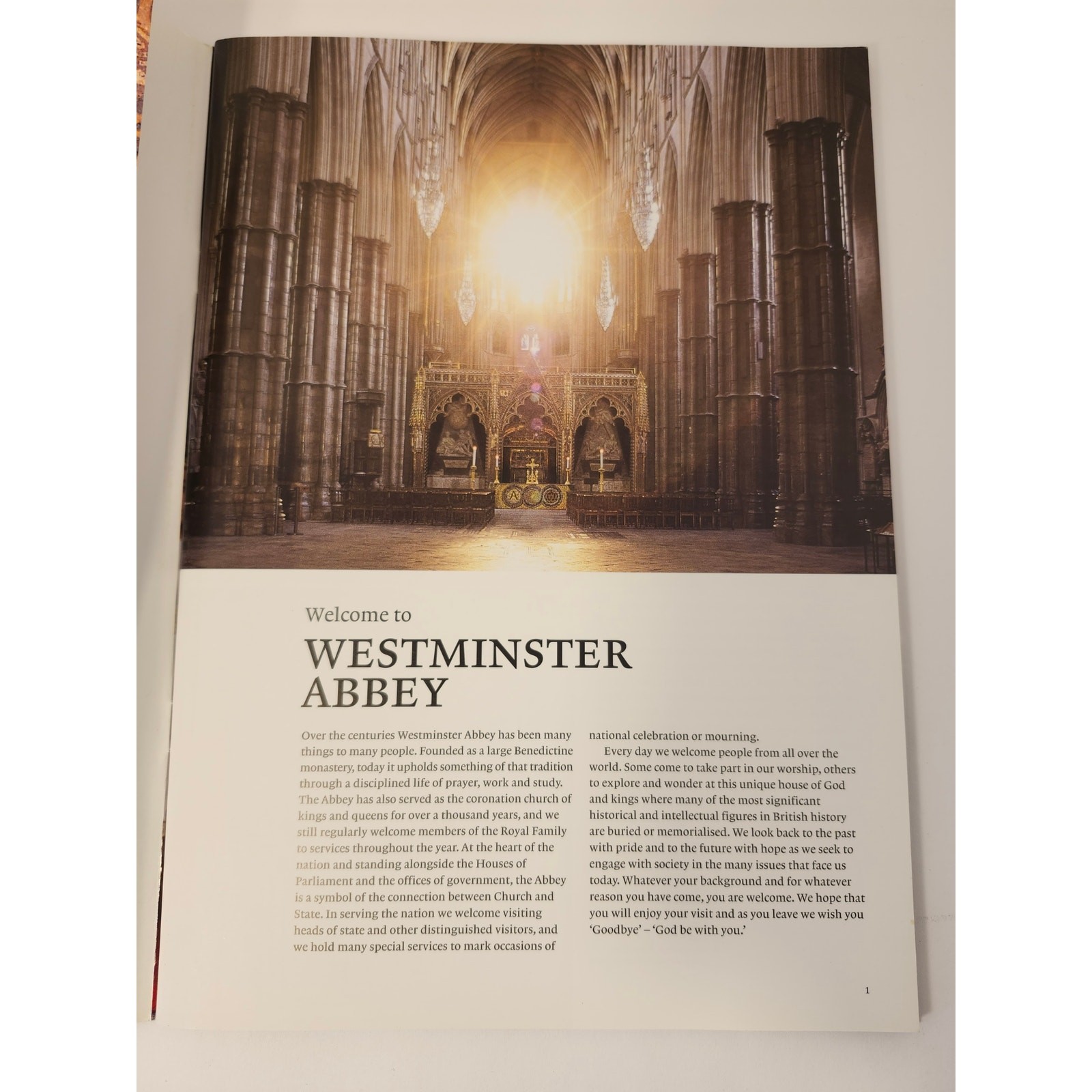 Westminster Abbey A Souvenir Guide Softcover Collectible 48 Pages Colorful