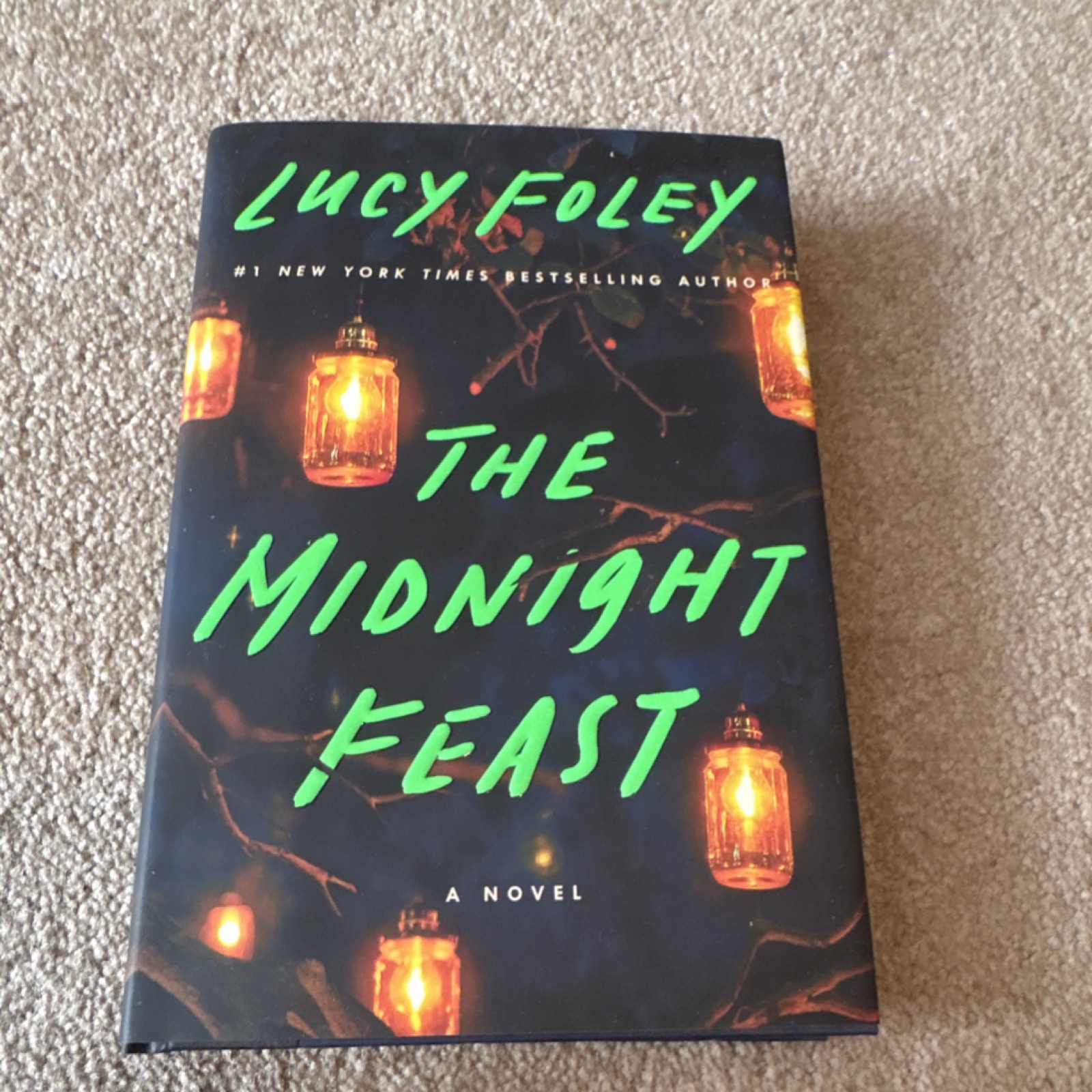 Lucy Foley The Midnight Feast (Hardcover) Mystery Fiction Novel w/ Dust Jacket