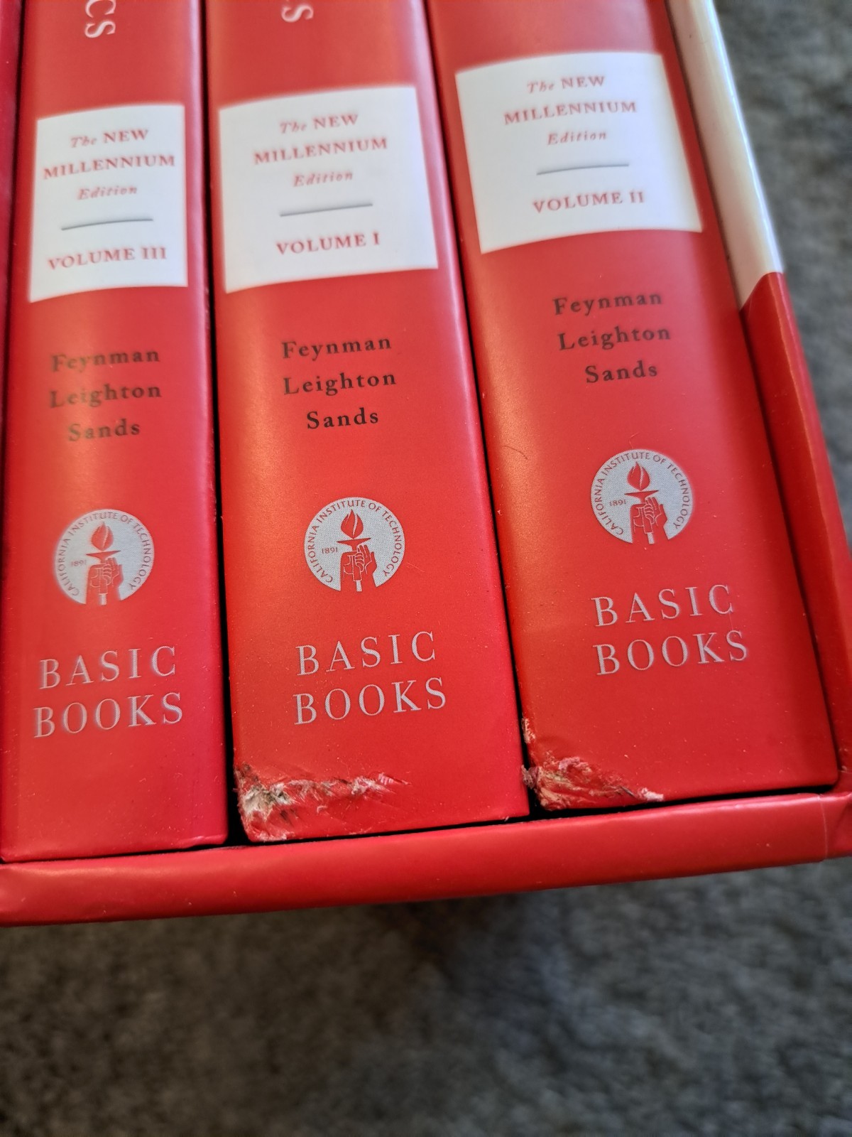 The Feynman Lectures on Physics New Millennium Edition 3-Volume Hardcover Set