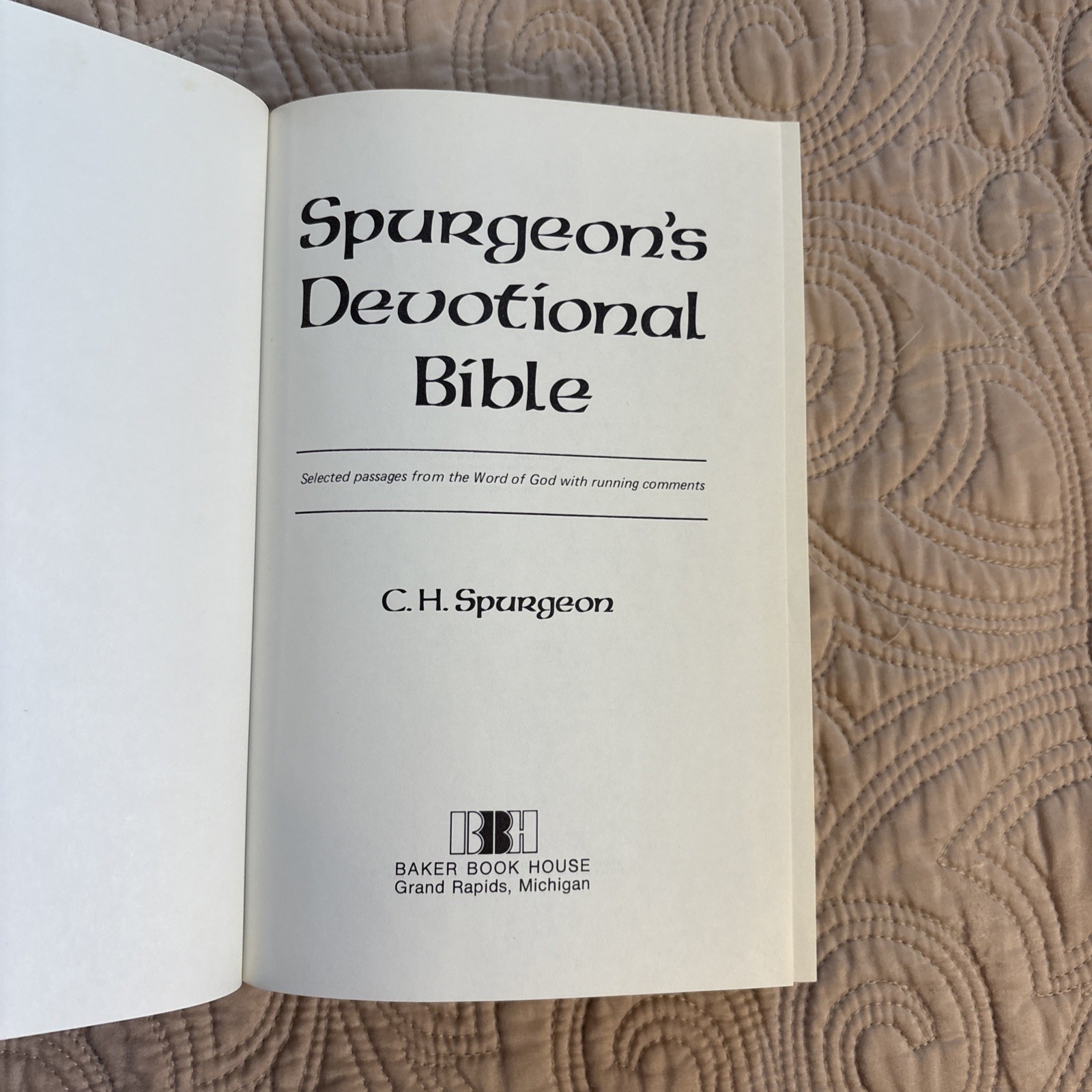Spurgeon’s Devotional Bible C.H. Spurgeon HBDJ Baker Book House