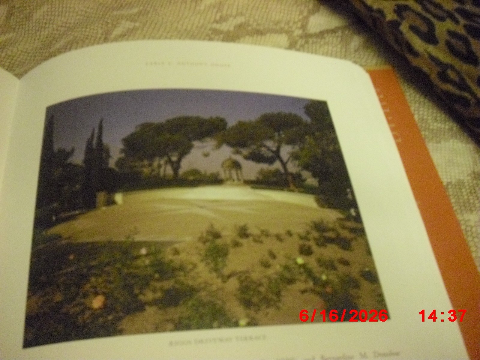 Houses of Los Angeles 1920 – 1935 (2007) SUN DAMAGE TO COVER, INSIDE BRAND NEW!