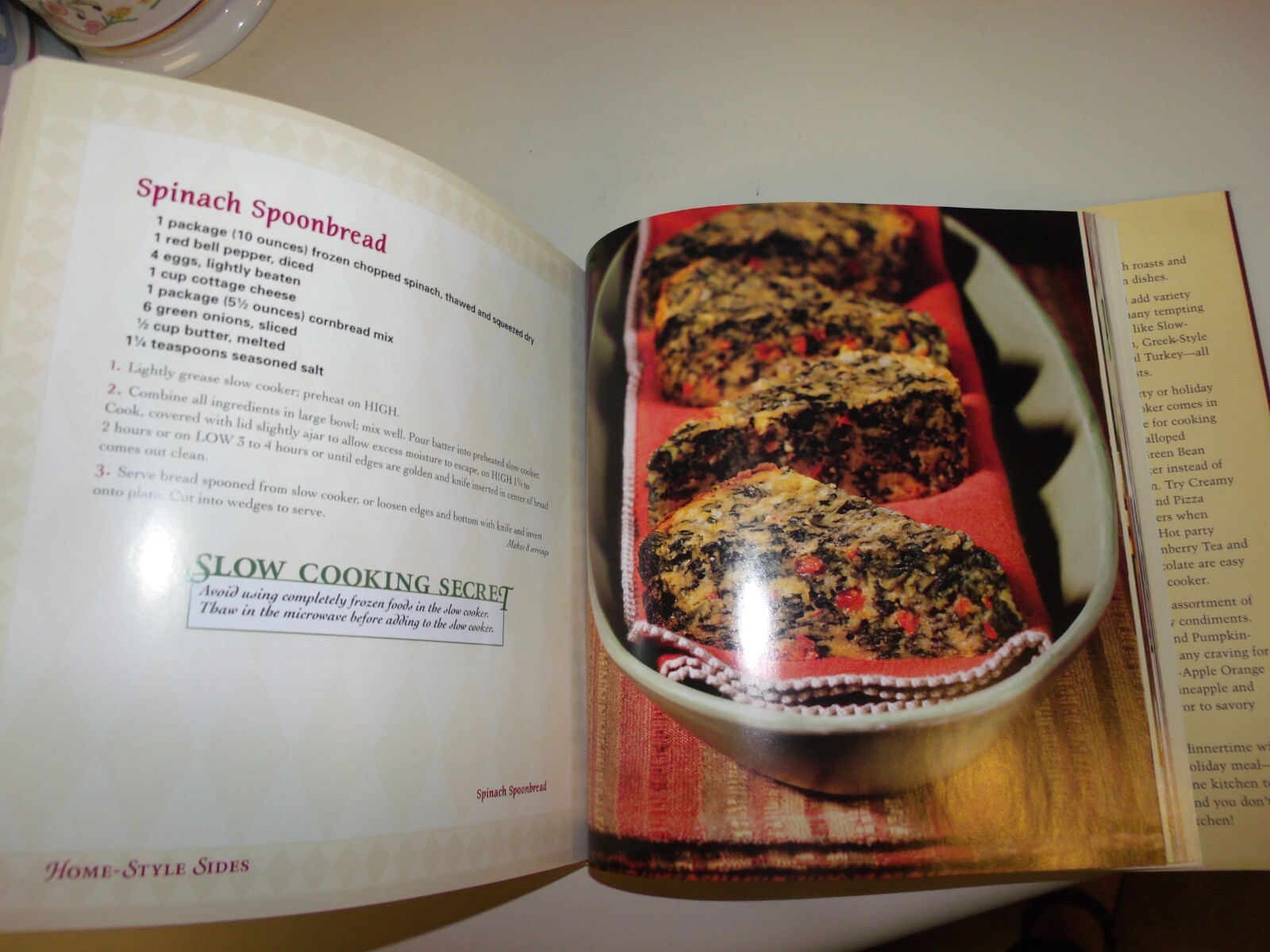 2005 Edition Favorite Brand Name Slow Cooker Recipes 383 Pages Hardback W/DC