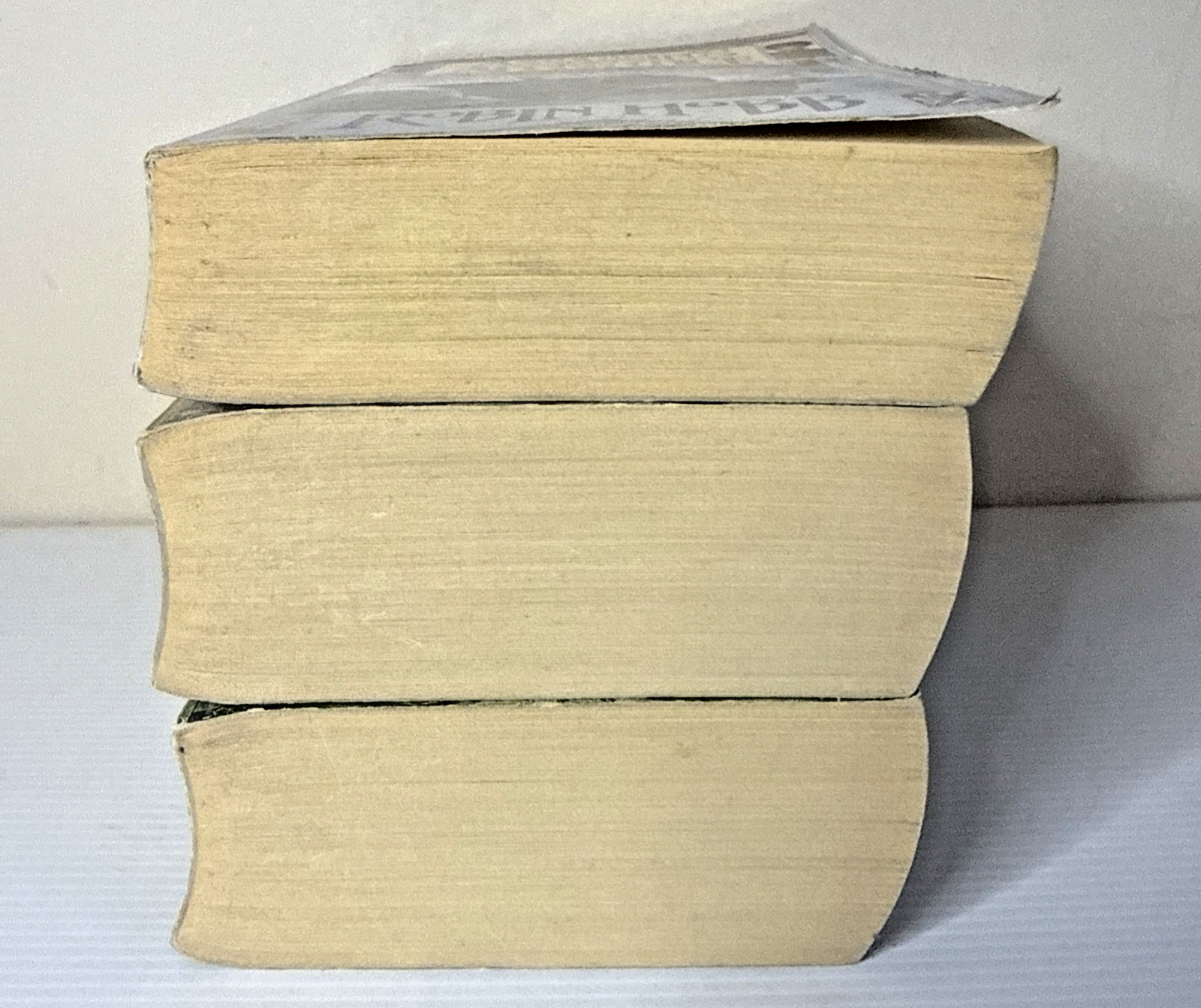 The Farseer Trilogy by Robin Hobb – 1996 UK Paperback Assassin’s Apprentice