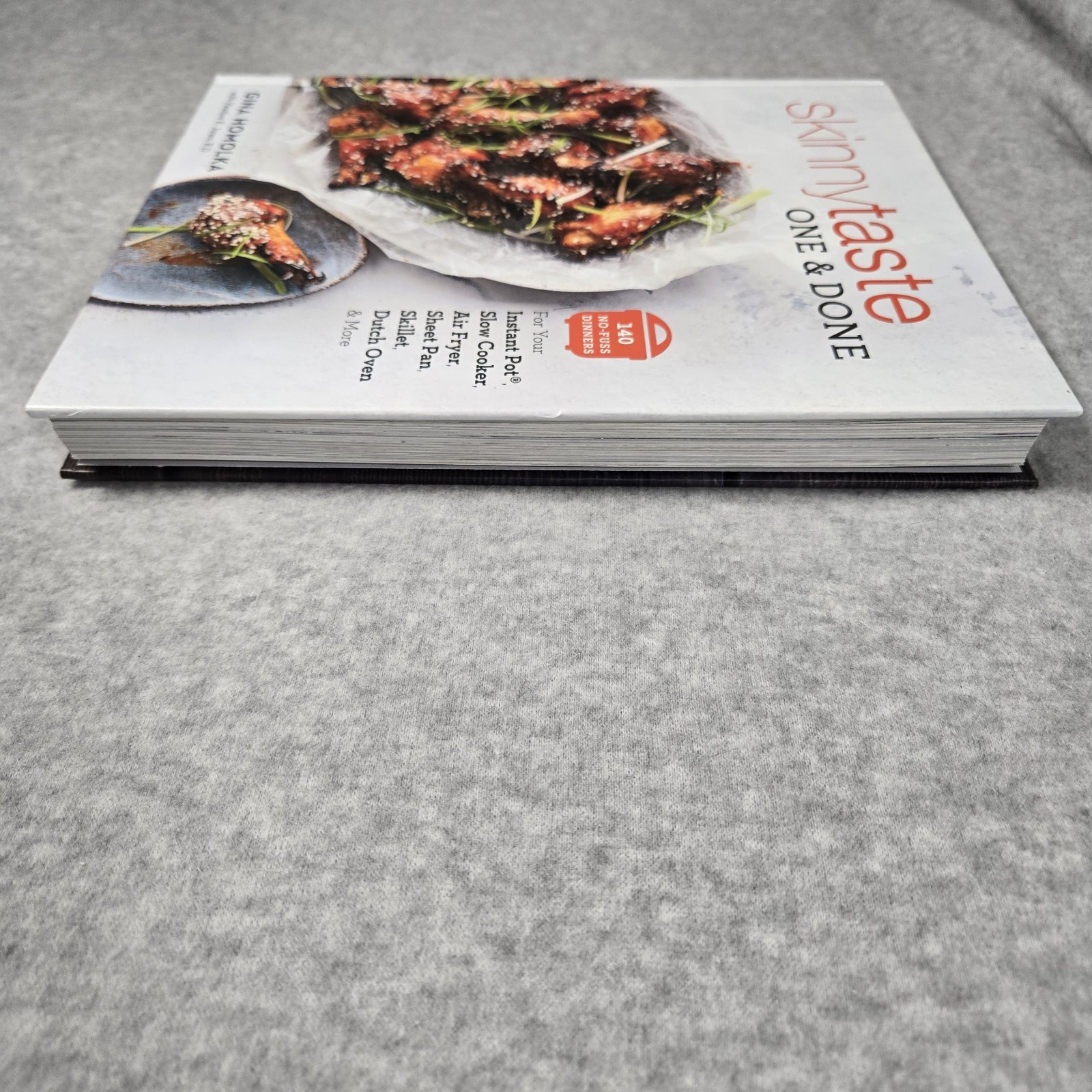 Skinnytaste One Done 140 No-Fuss Dinners Hardcover Cookbook Meal Gina Homolka
