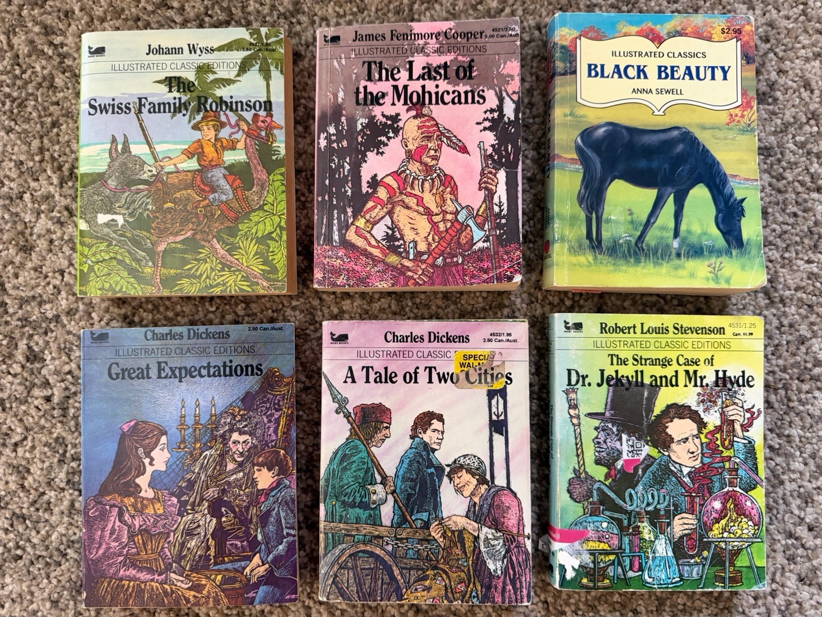 Lot of 24 Illustrated Classic Editions & Christian Library Mini Paperbacks Books