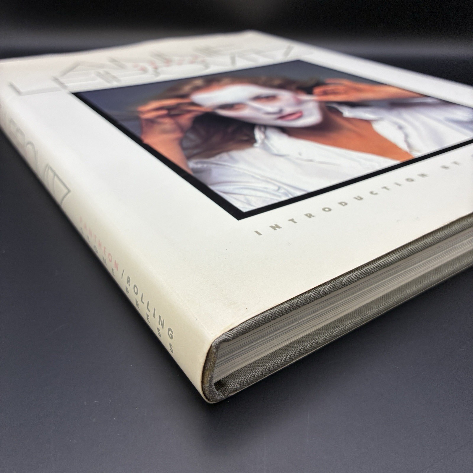 Annie Leibovitz: Photographs (1983) First Edition Signed w/ Red Handprint
