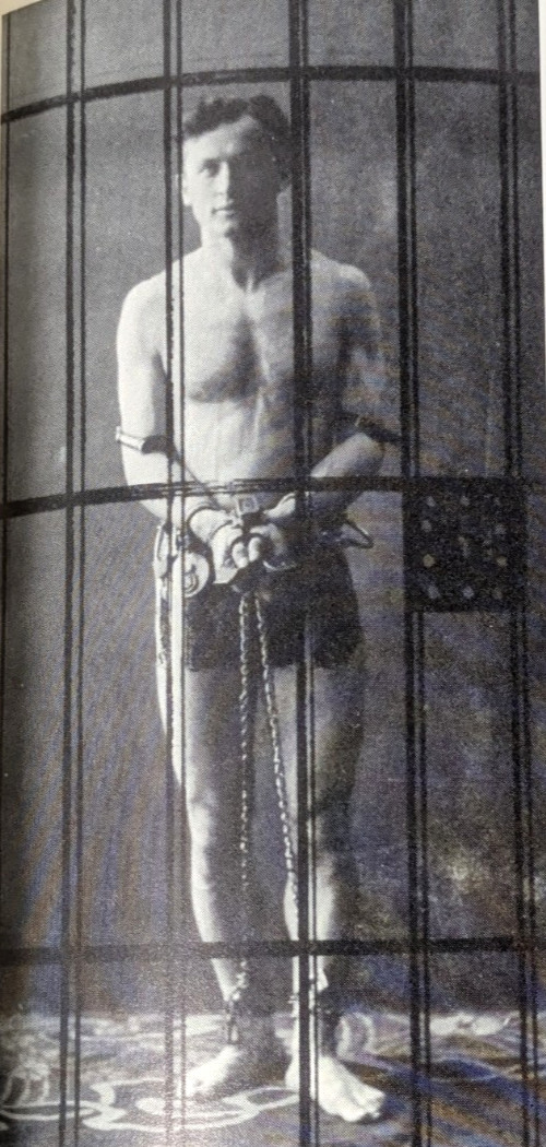 Life and Many Deaths of Harry Houdini Ruth Brandon Random House 1994 368 Pages