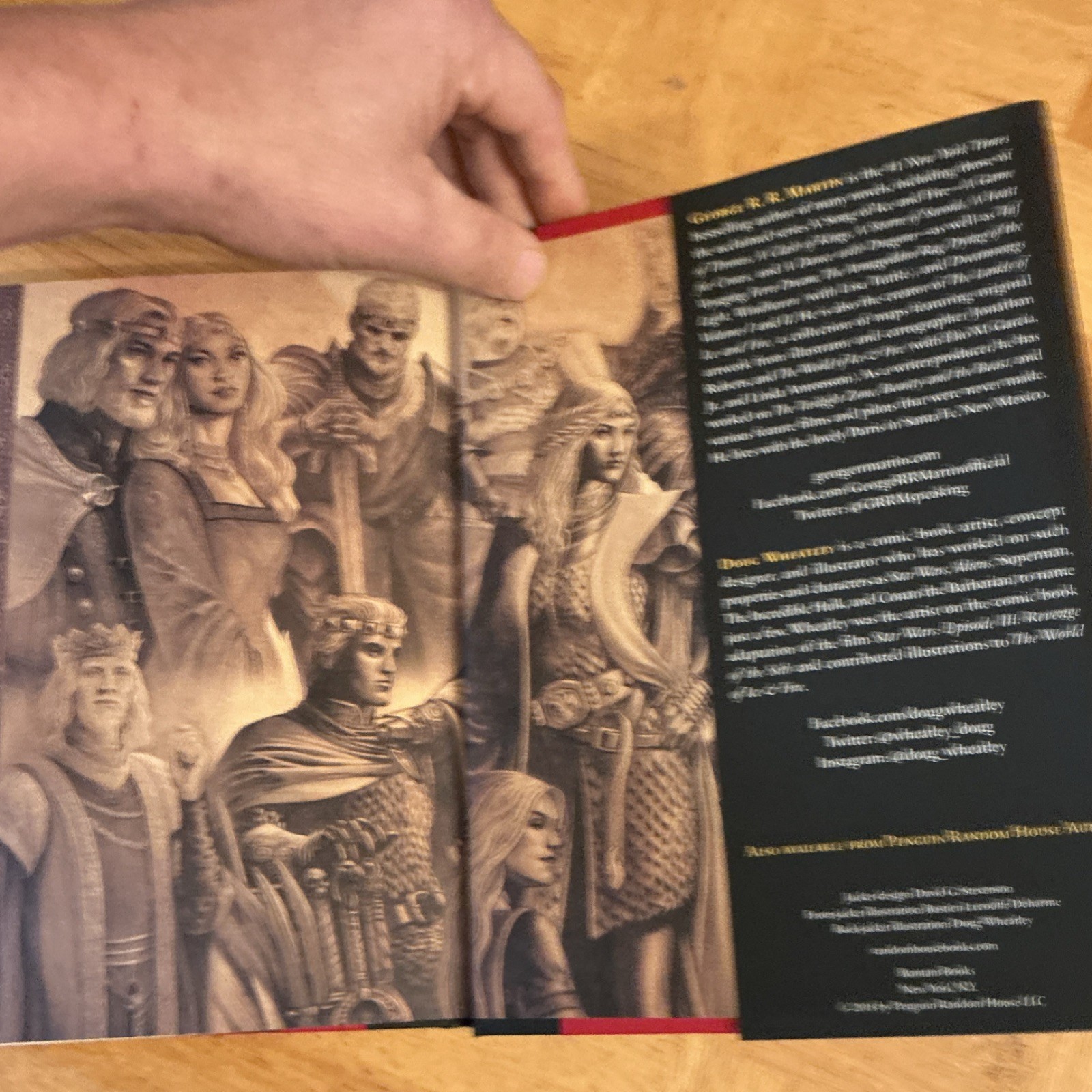 George R. R. Martin Fire and Blood Hardcover Bantam Books 2018 First Ed. Illust…