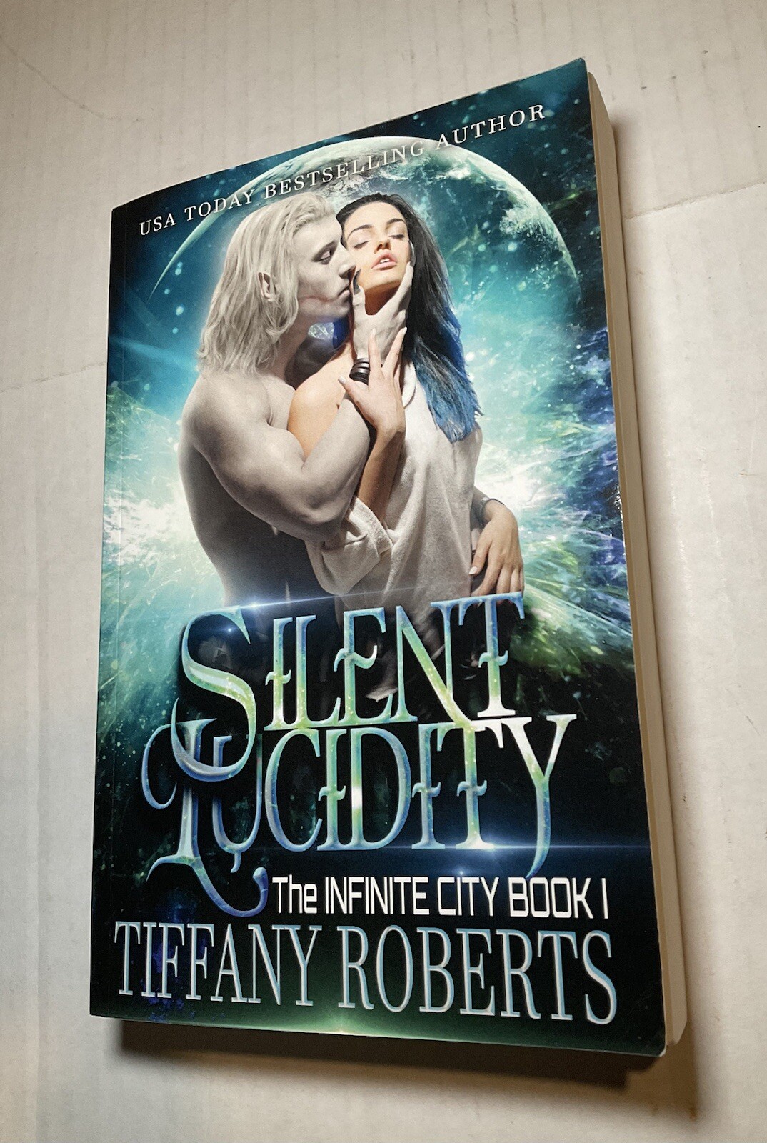 Silent Lucidity by Tiffany Roberts (2019, Trade Paperback)